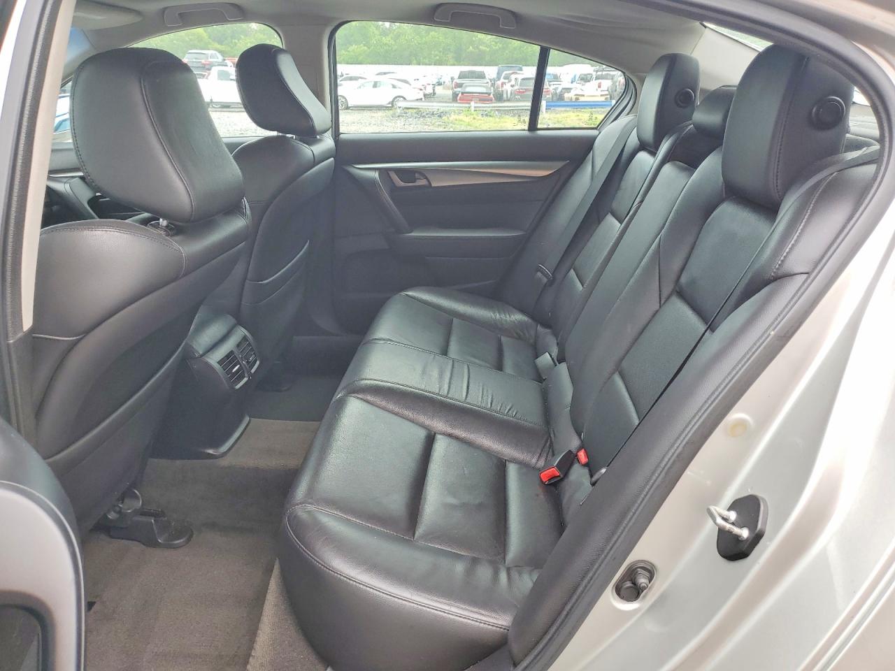 2010 Acura Tl Silver vin: 19UUA8F29AA009069