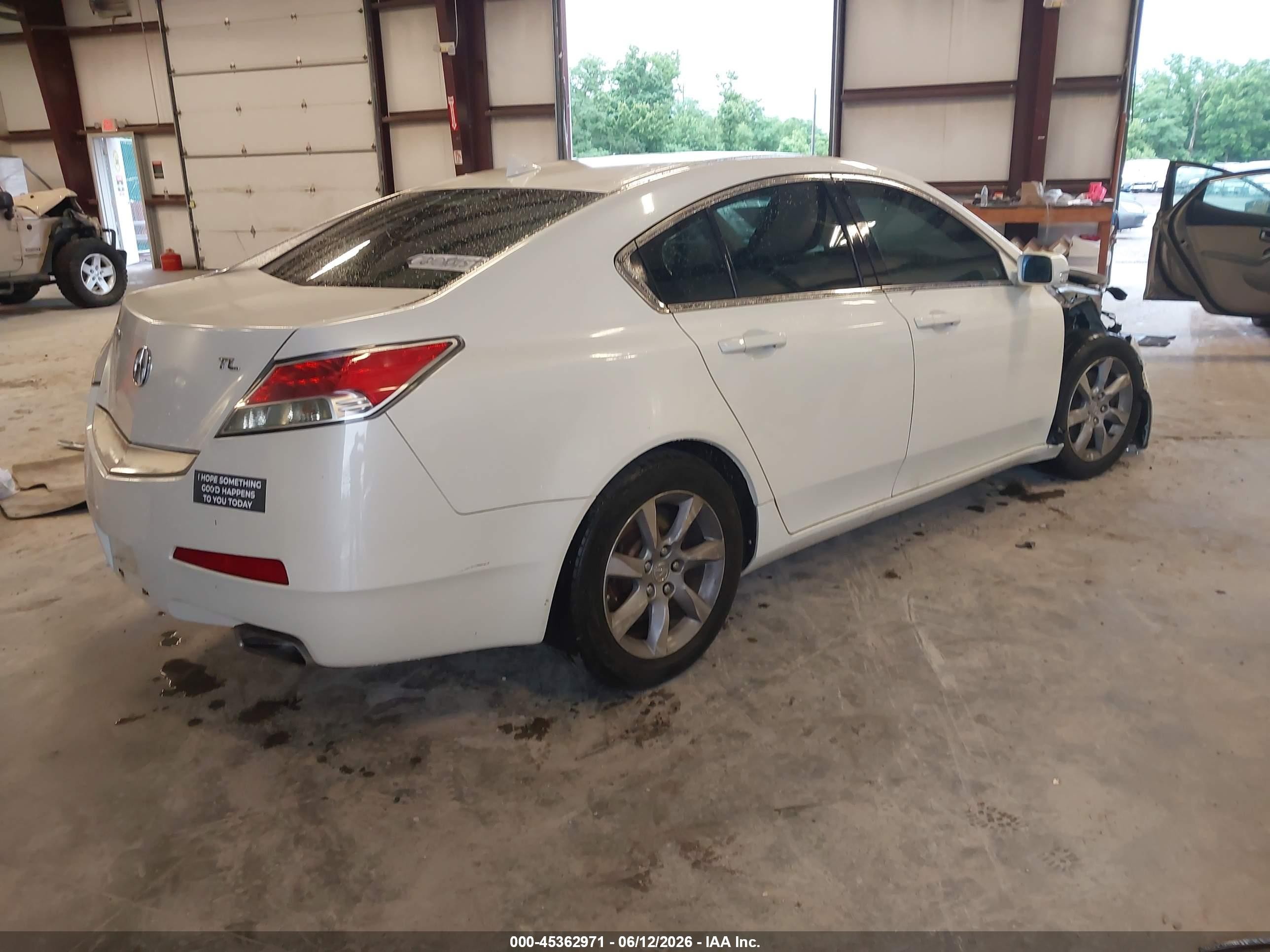 2010 Acura Tl 3.5 White vin: 19UUA8F29AA018421