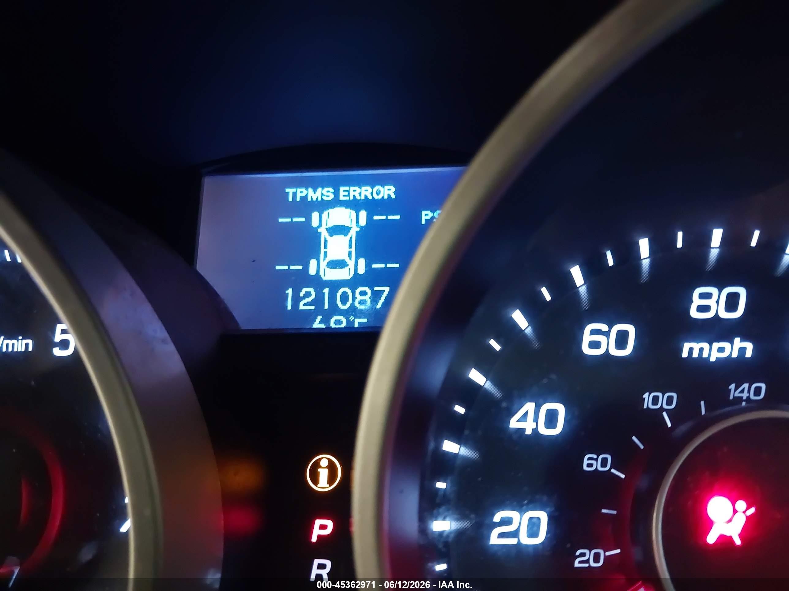 2010 Acura Tl 3.5 White vin: 19UUA8F29AA018421