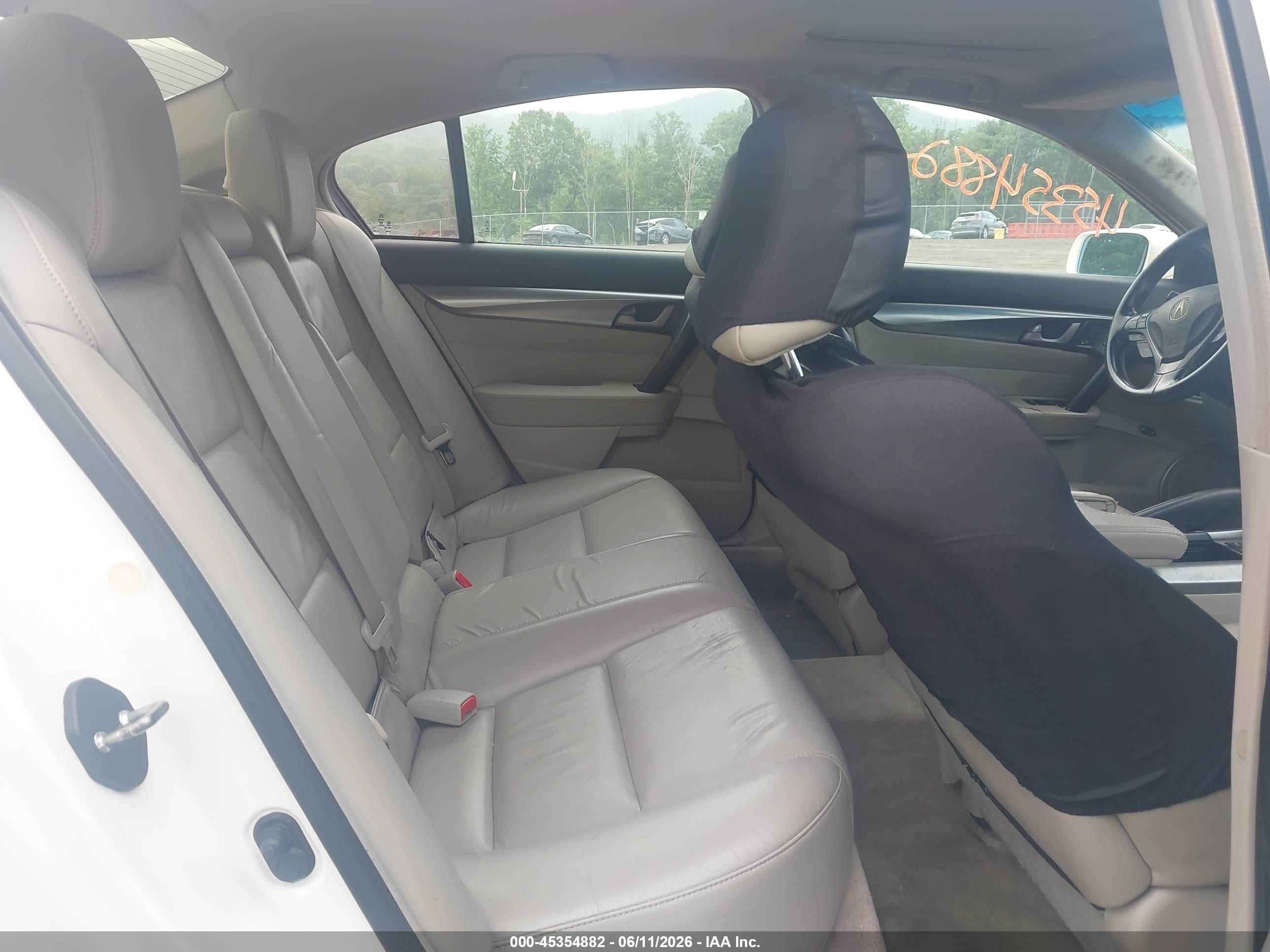2011 Acura Tl 3.5 White vin: 19UUA8F29BA003256