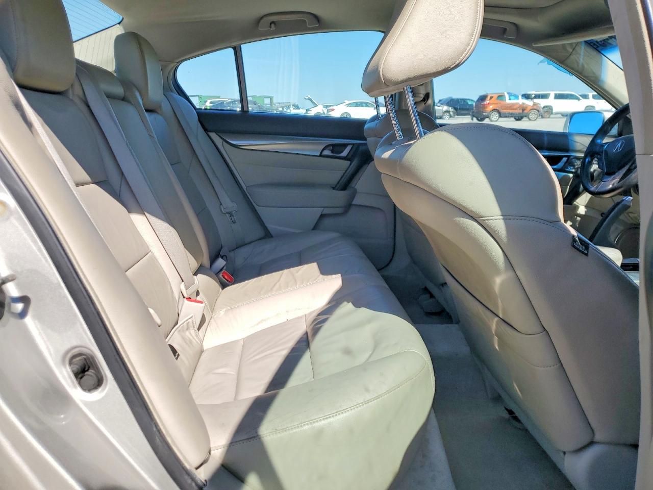2011 Acura Tl Silver vin: 19UUA8F29BA008425