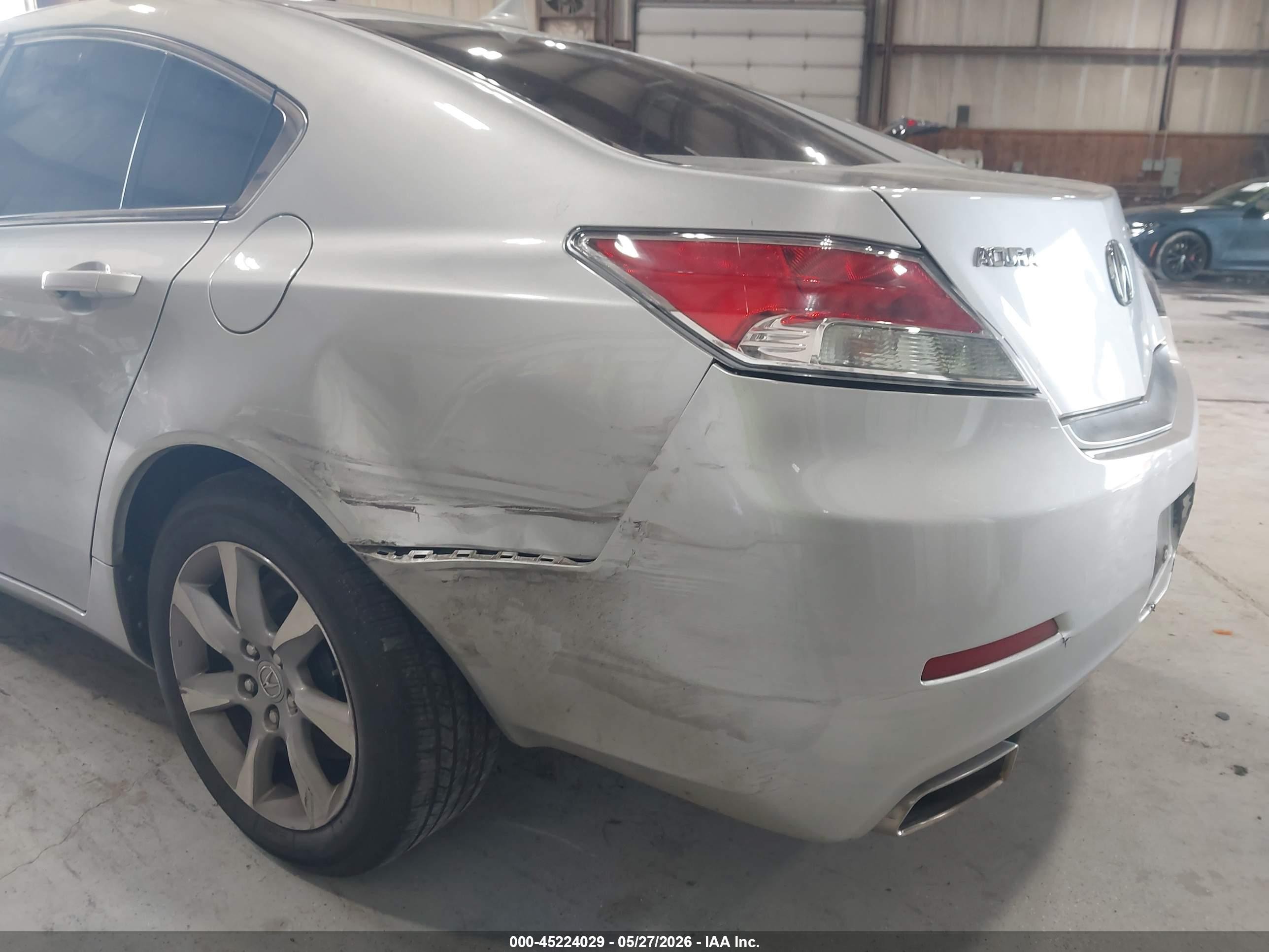 2012 Acura Tl 3.5 Серебряный vin: 19UUA8F29CA023458