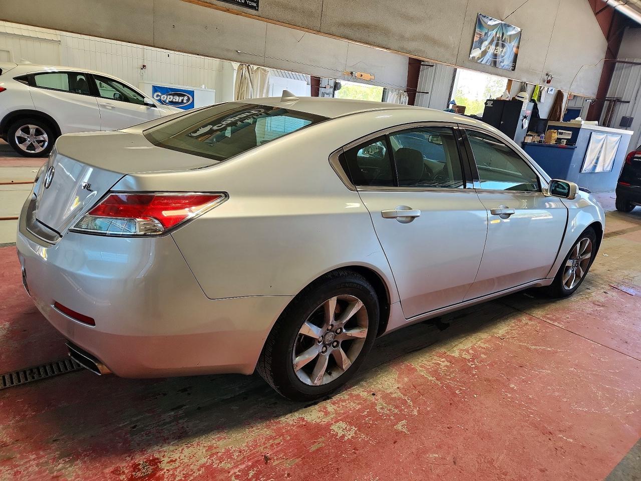 2012 Acura Tl Silver vin: 19UUA8F2XCA036980