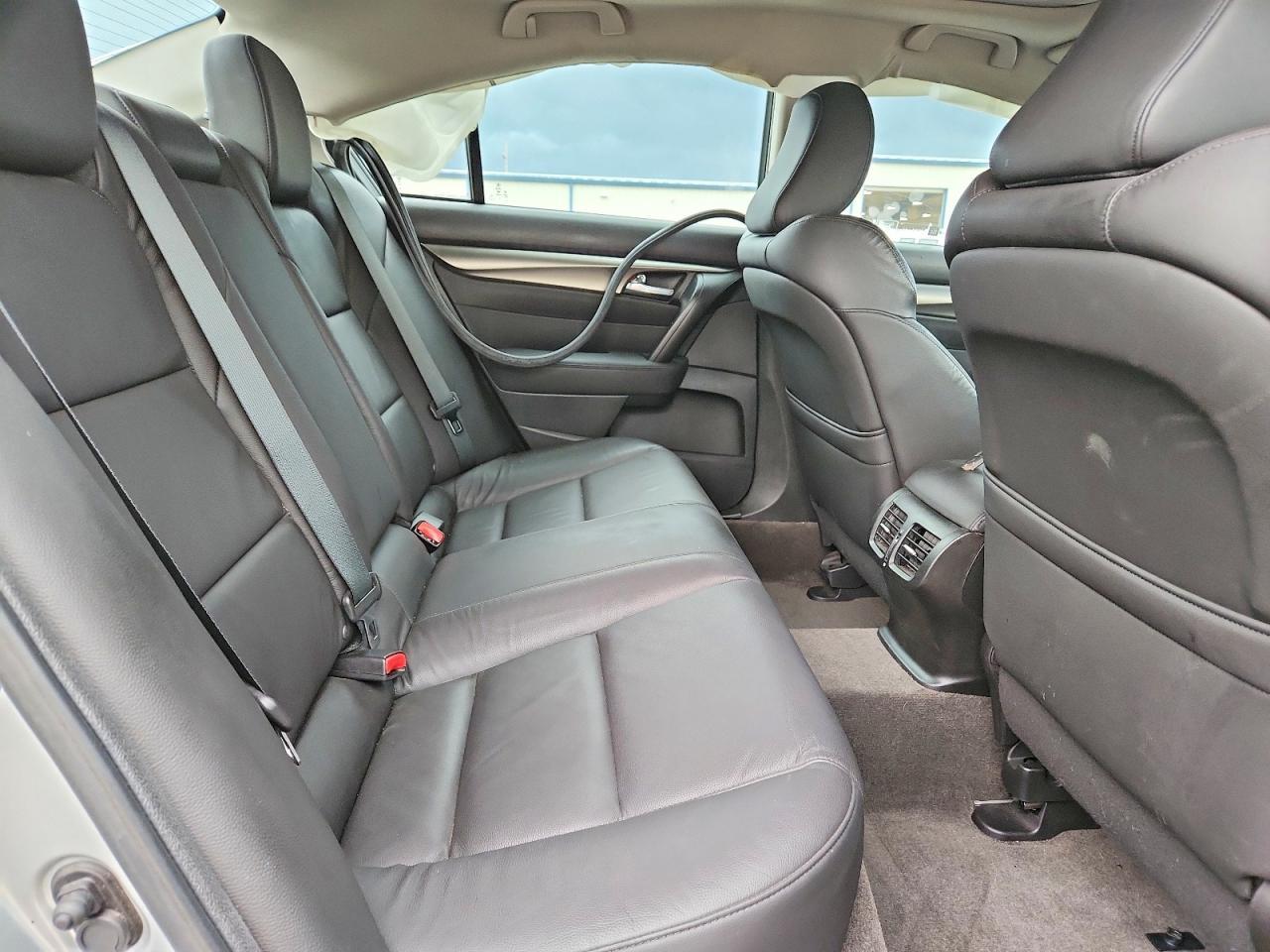 2012 Acura Tl Silver vin: 19UUA8F2XCA040401