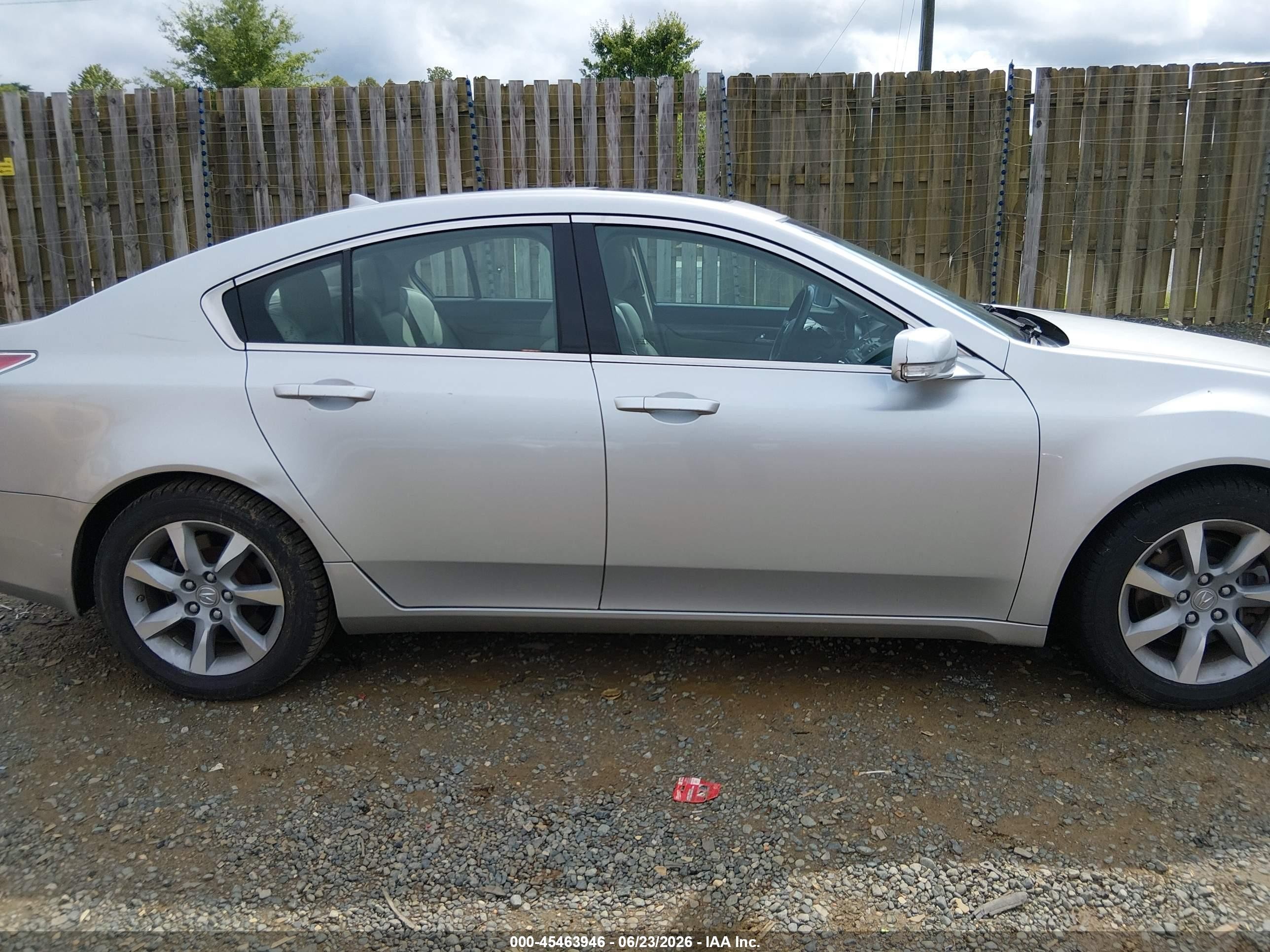 2013 Acura Tl 3.5 Silver vin: 19UUA8F2XDA002409