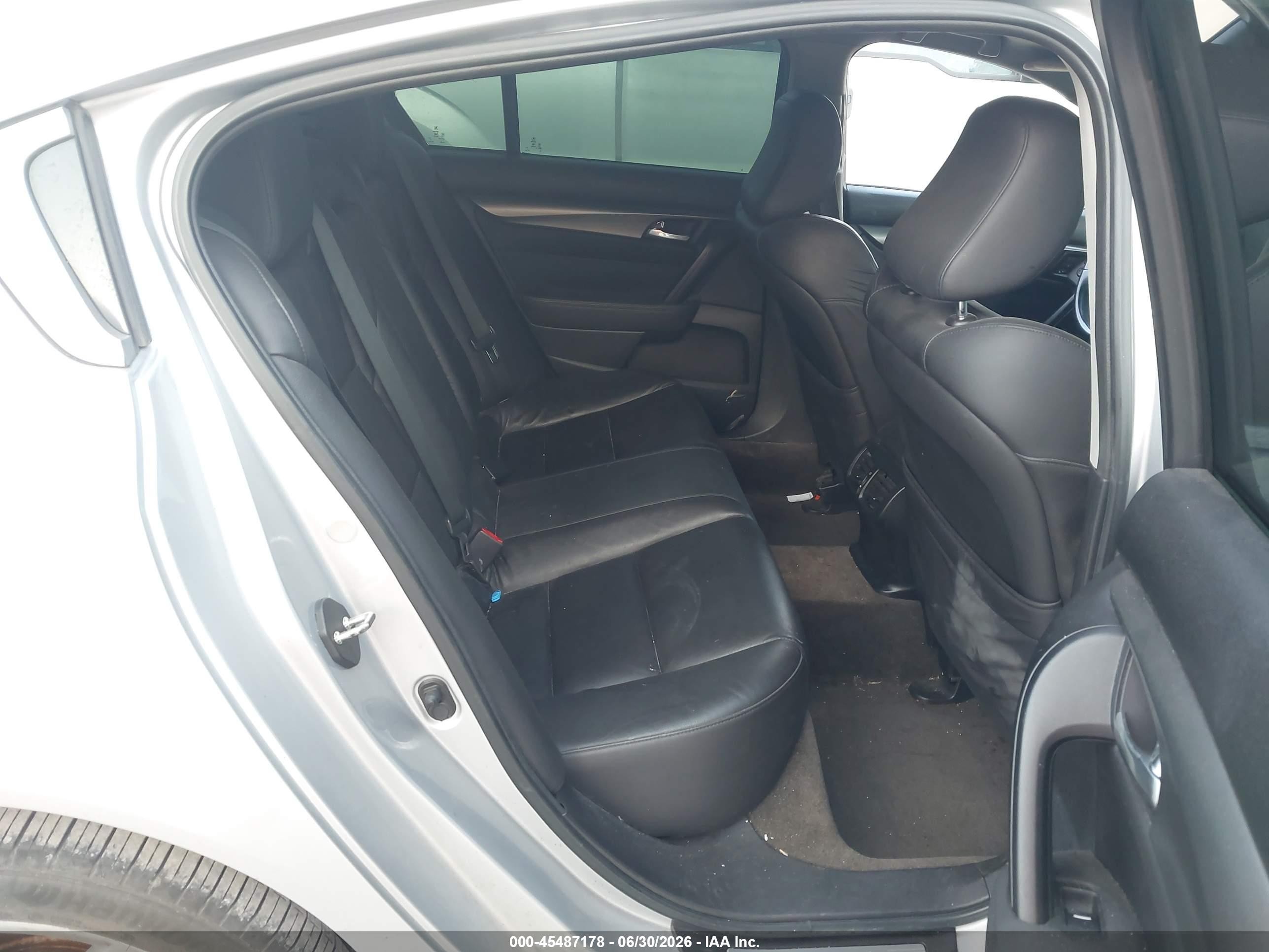 2013 Acura Tl 3.5 Silver vin: 19UUA8F2XDA009697