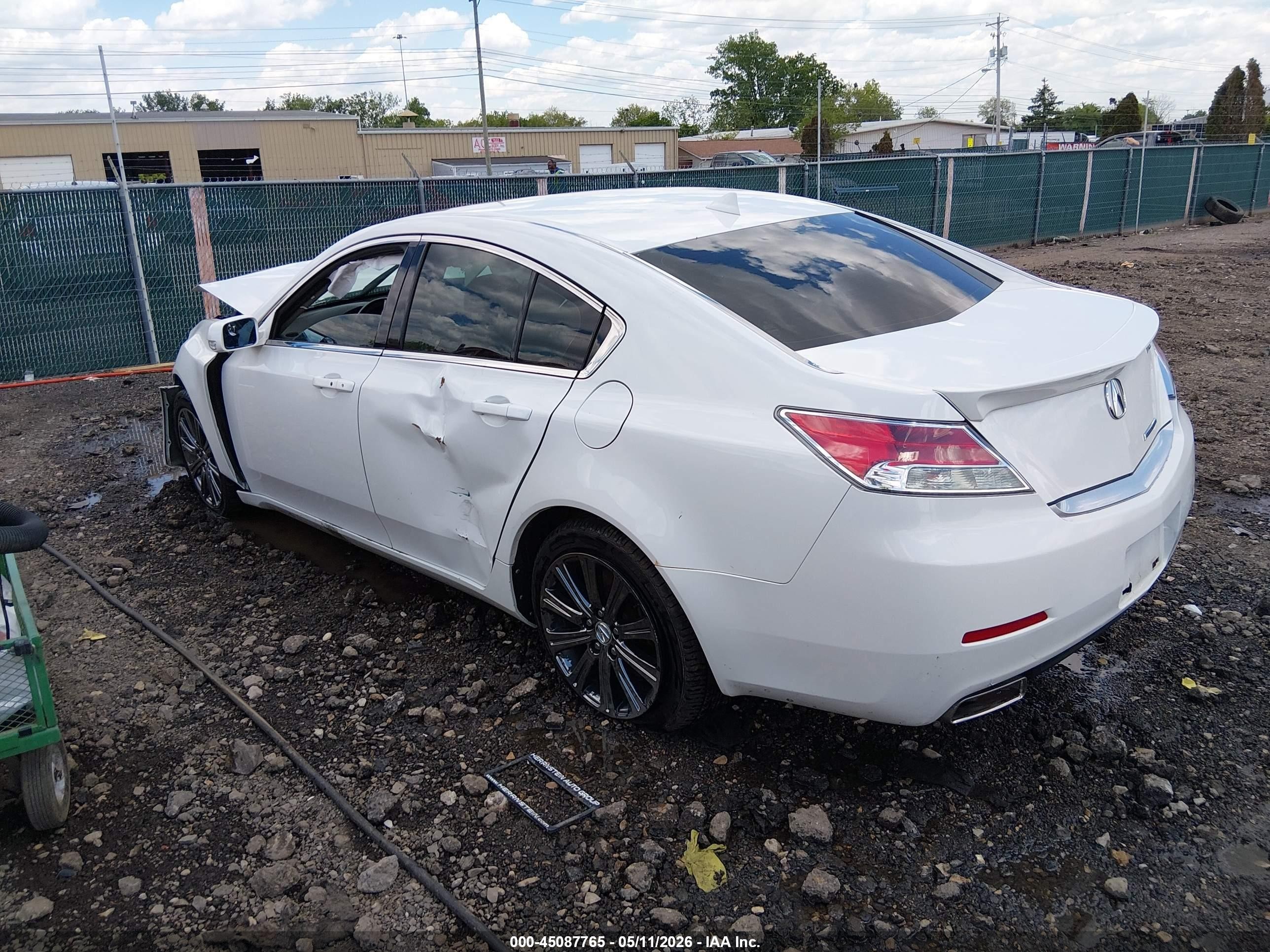 2013 Acura Tl 3.5 Special Edition White vin: 19UUA8F33DA018542