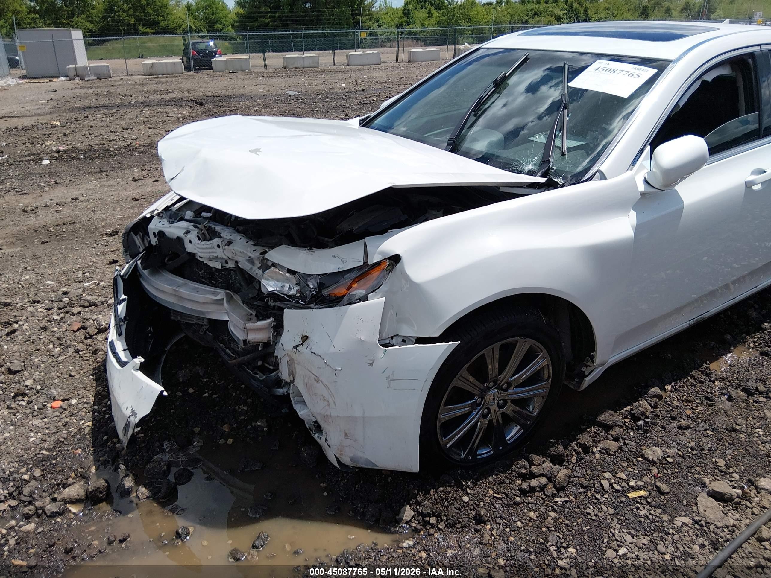 2013 Acura Tl 3.5 Special Edition White vin: 19UUA8F33DA018542