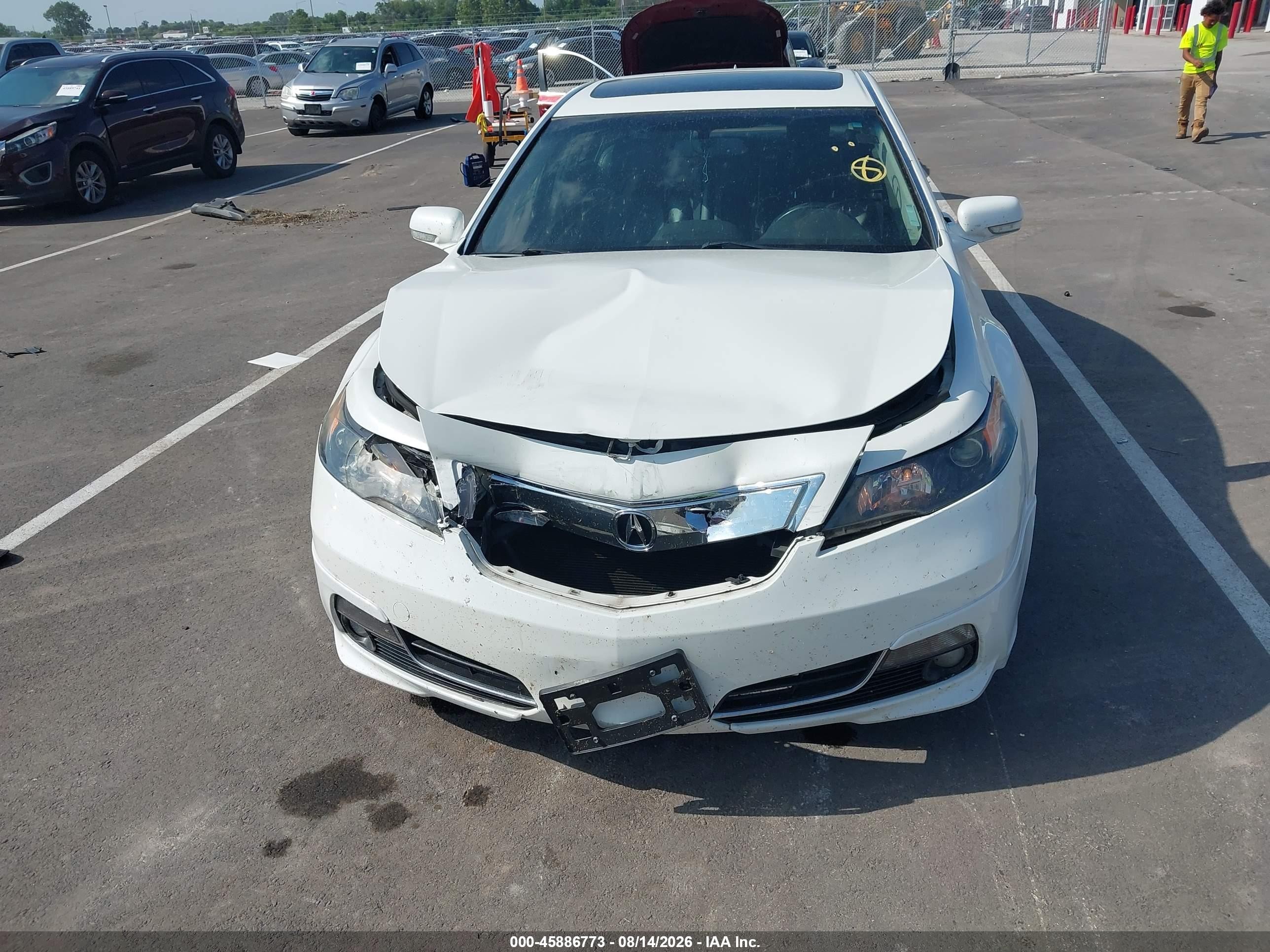2013 Acura Tl 3.5 Special Edition White vin: 19UUA8F39DA018304