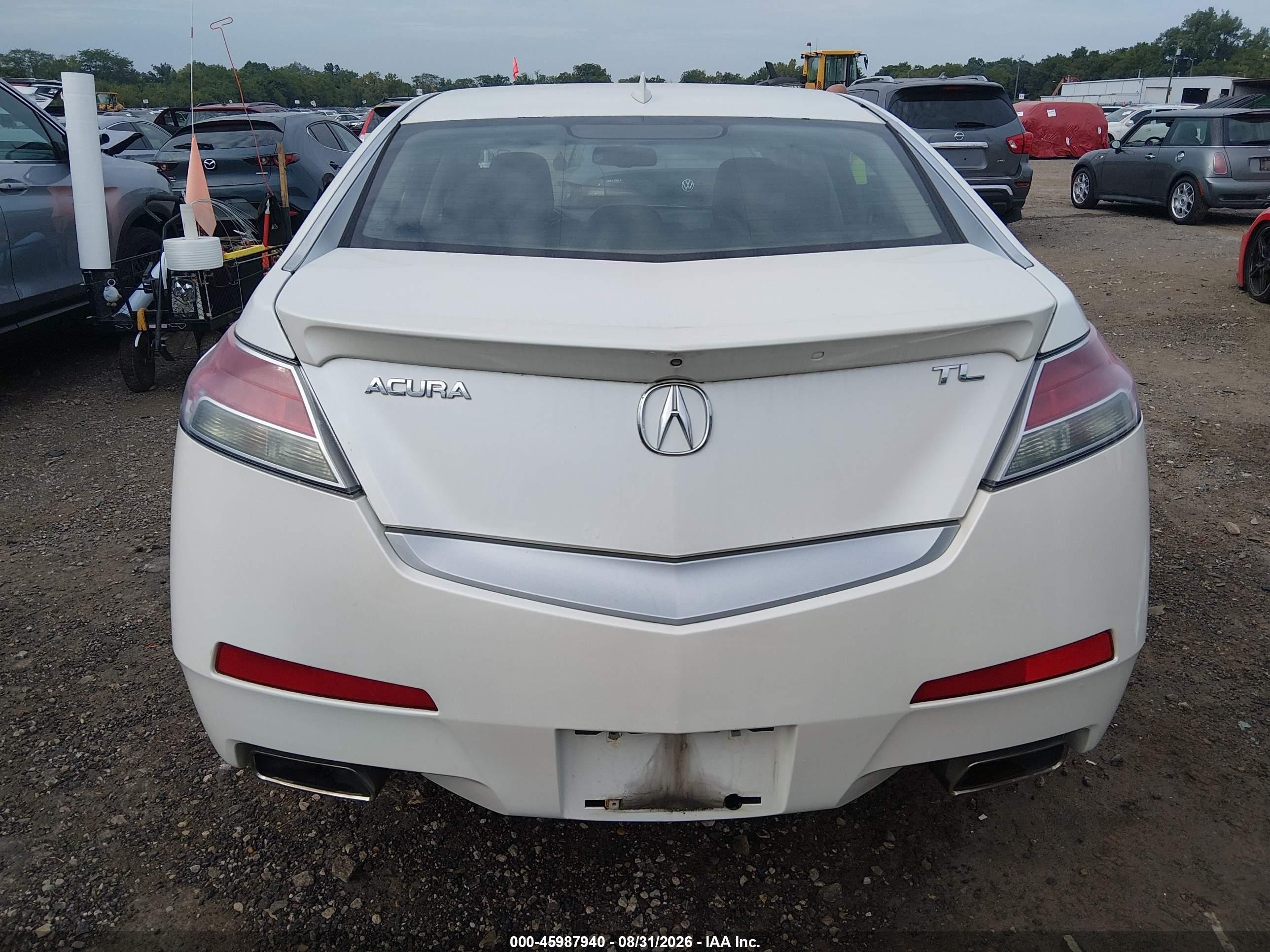 2010 Acura Tl 3.5 White vin: 19UUA8F50AA007026