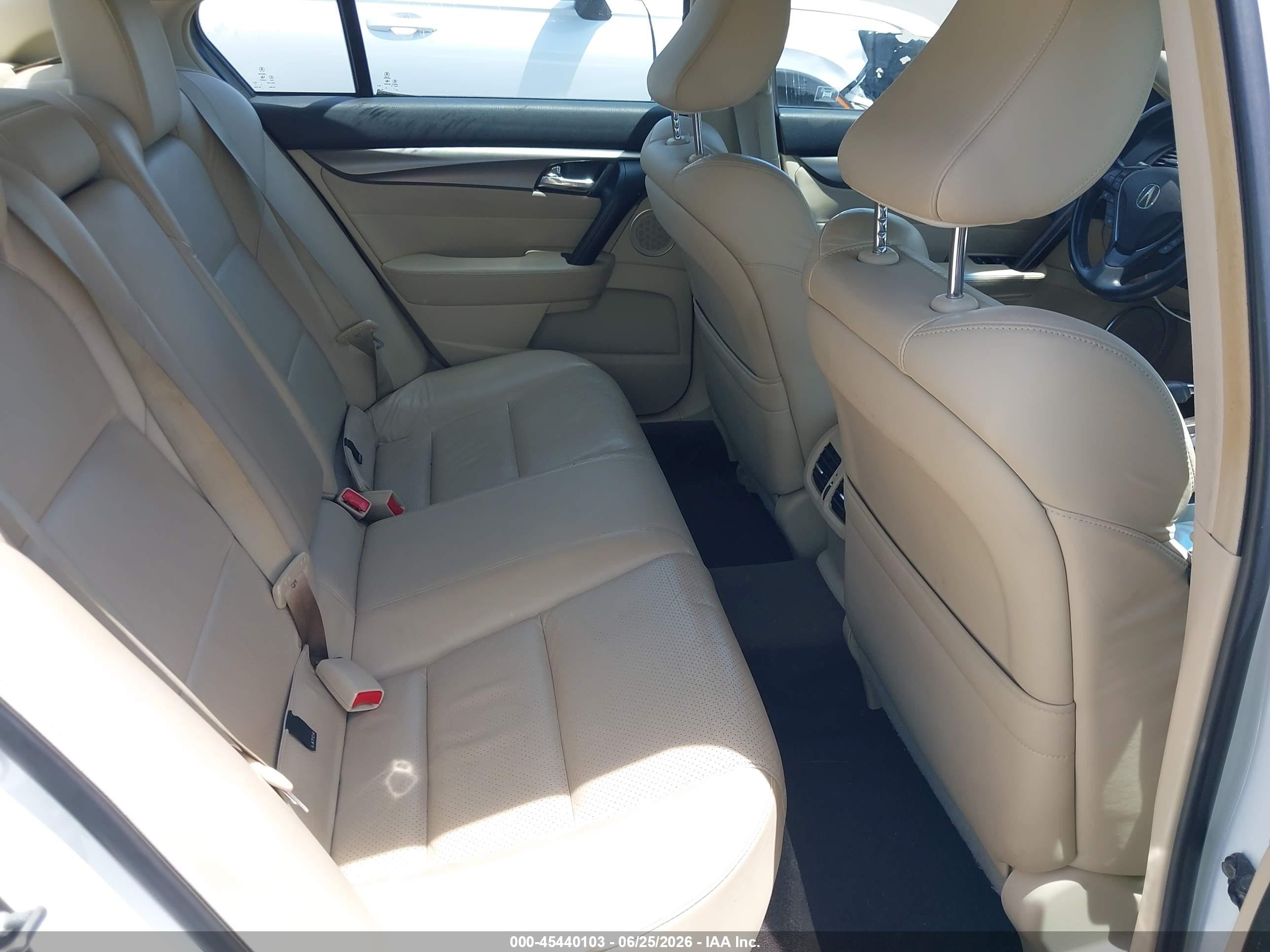 2012 Acura Tl 3.5 White vin: 19UUA8F50CA032639