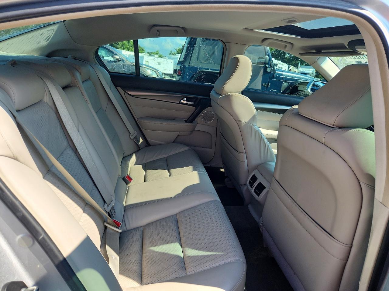 2013 Acura Tl Tech Silver vin: 19UUA8F50DA002333