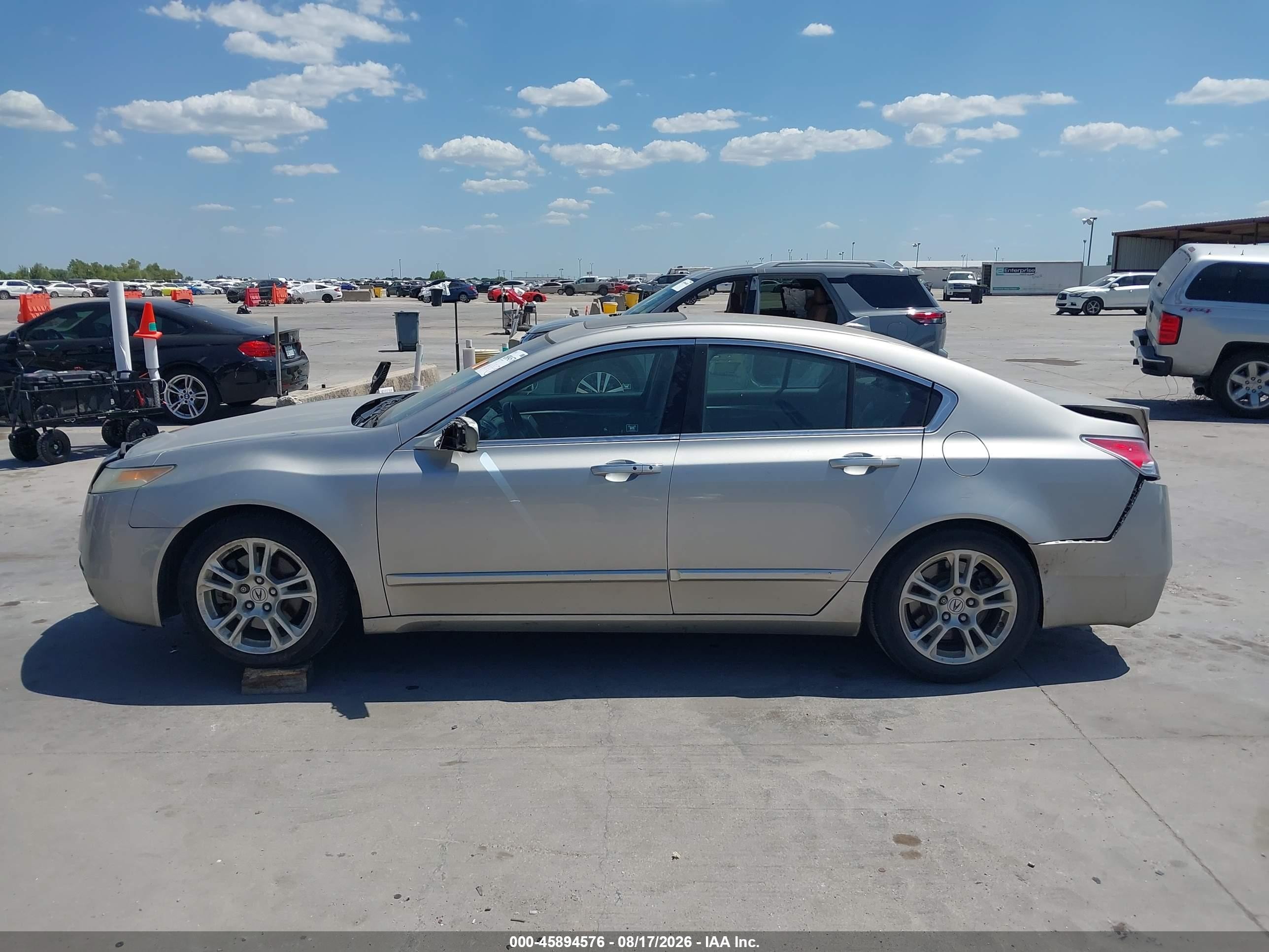 2010 Acura Tl 3.5 Silver vin: 19UUA8F52AA011529