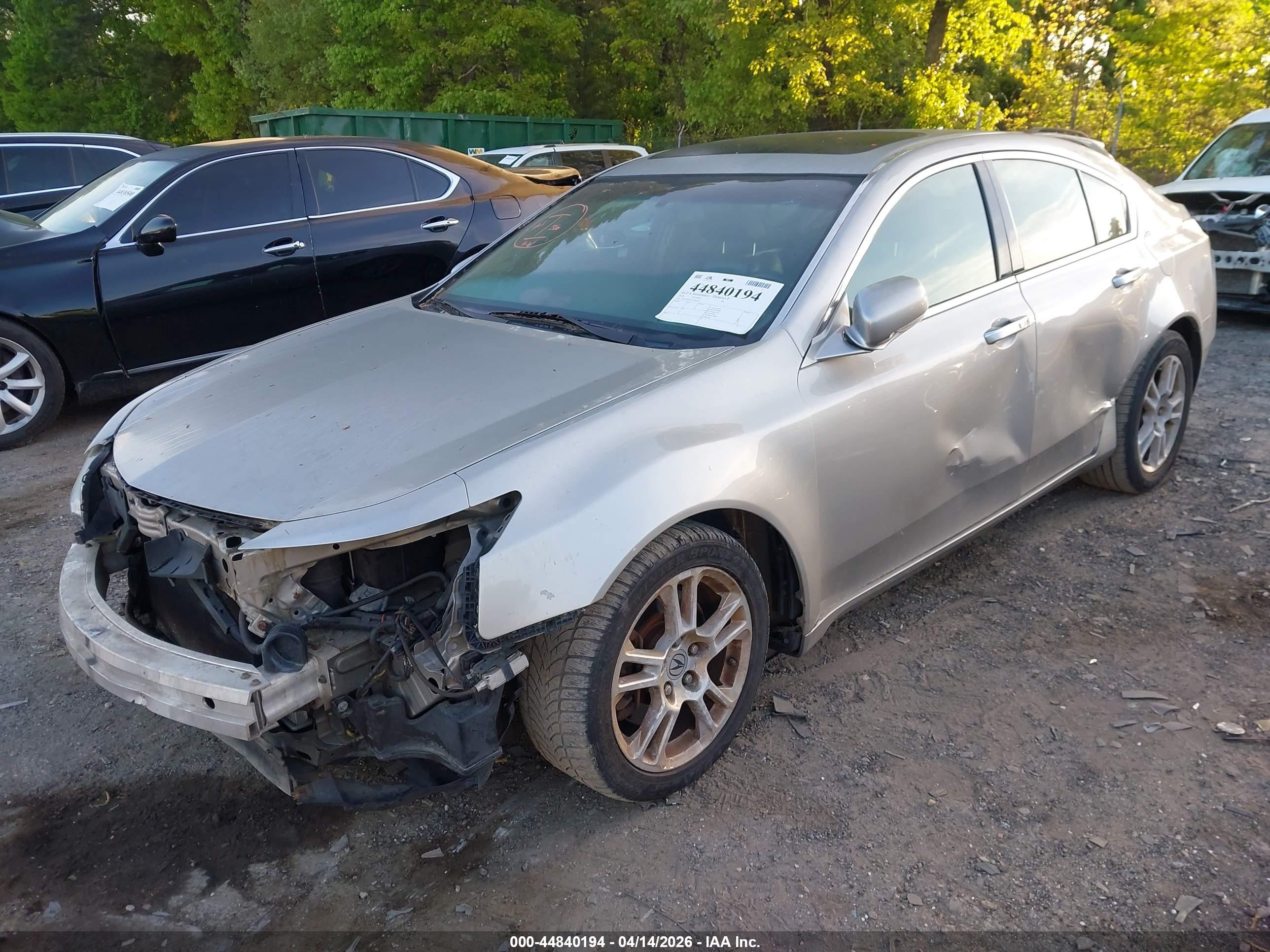 2010 Acura Tl 3.5 Серебряный vin: 19UUA8F52AA016035