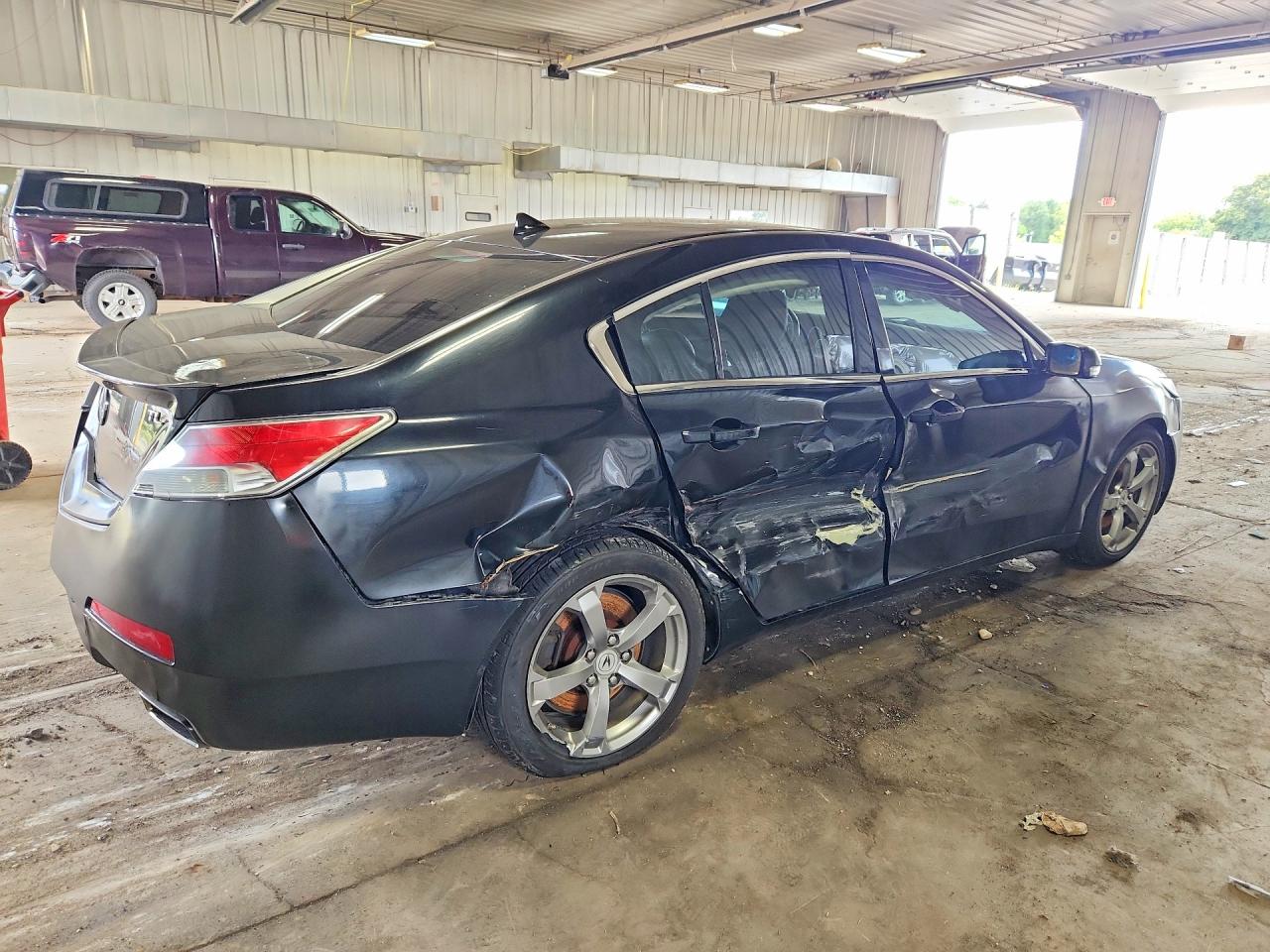 2010 Acura Tl Черный vin: 19UUA8F52AA019839