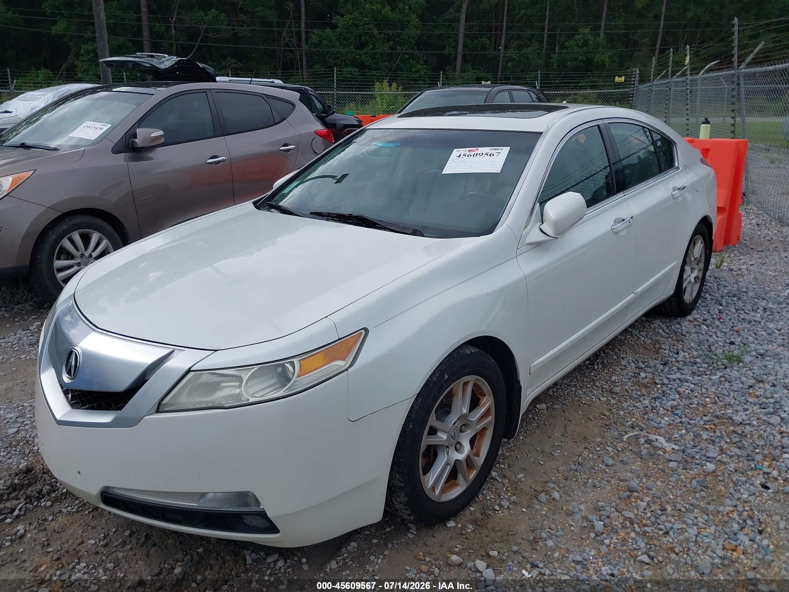 2010 Acura Tl 3.5 White vin: 19UUA8F52AA020229