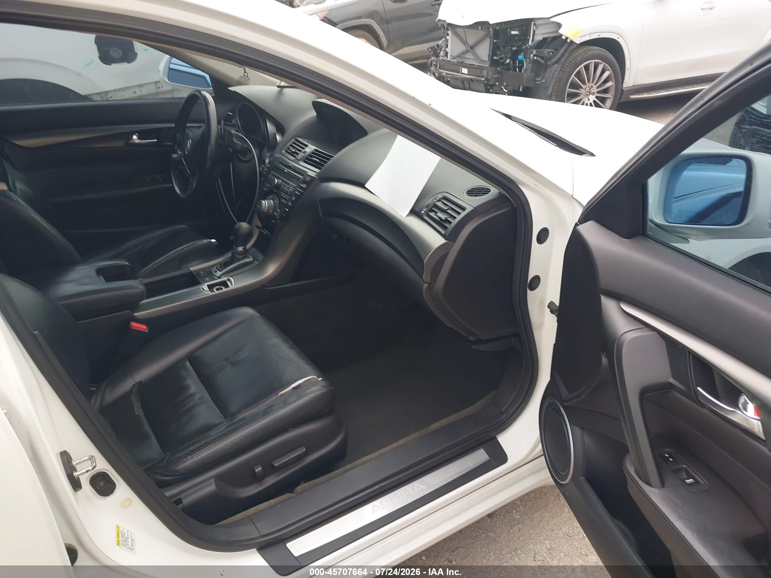 2012 Acura Tl 3.5 White vin: 19UUA8F52CA018869