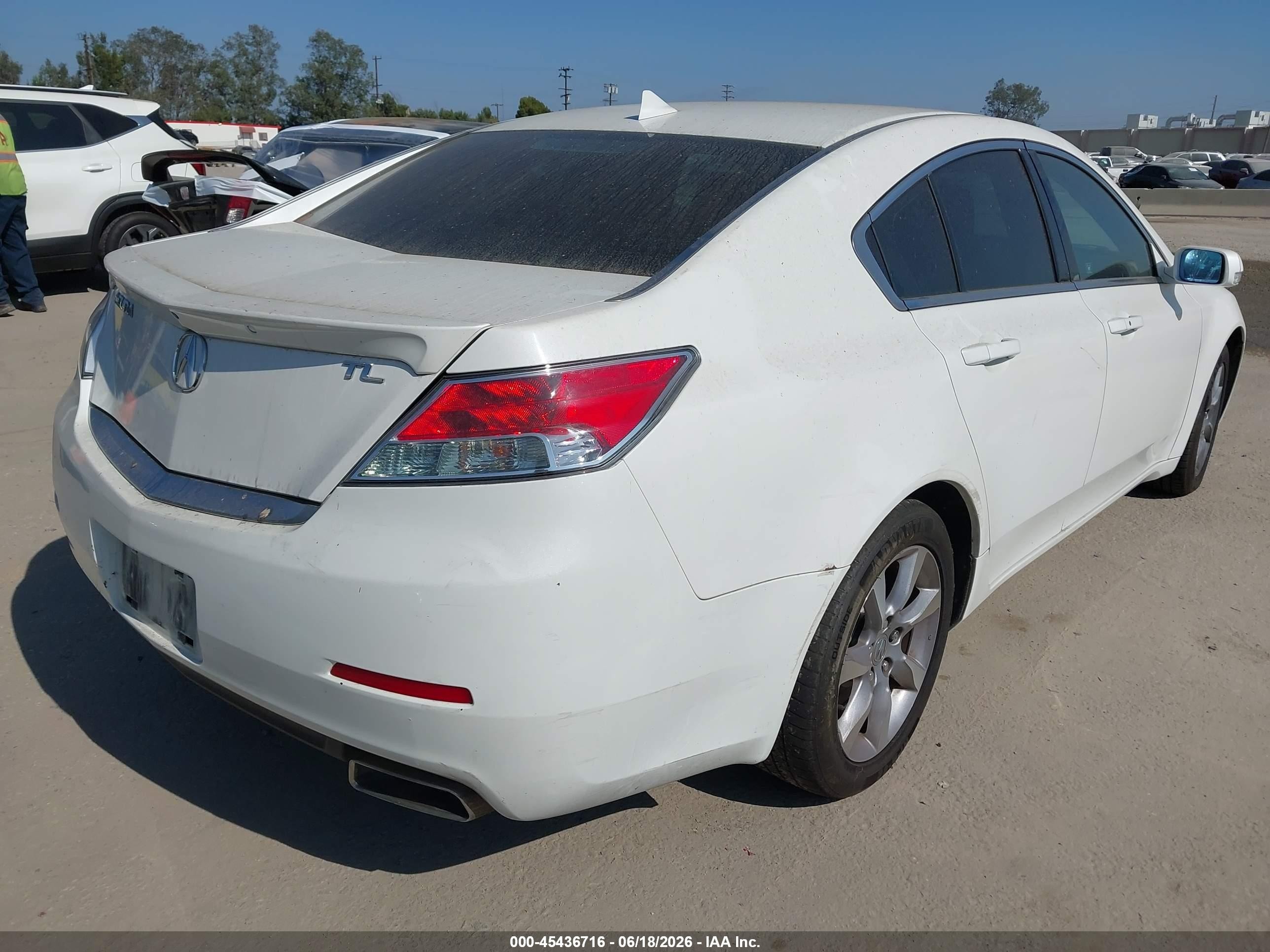 2012 Acura Tl 3.5 White vin: 19UUA8F52CA020105