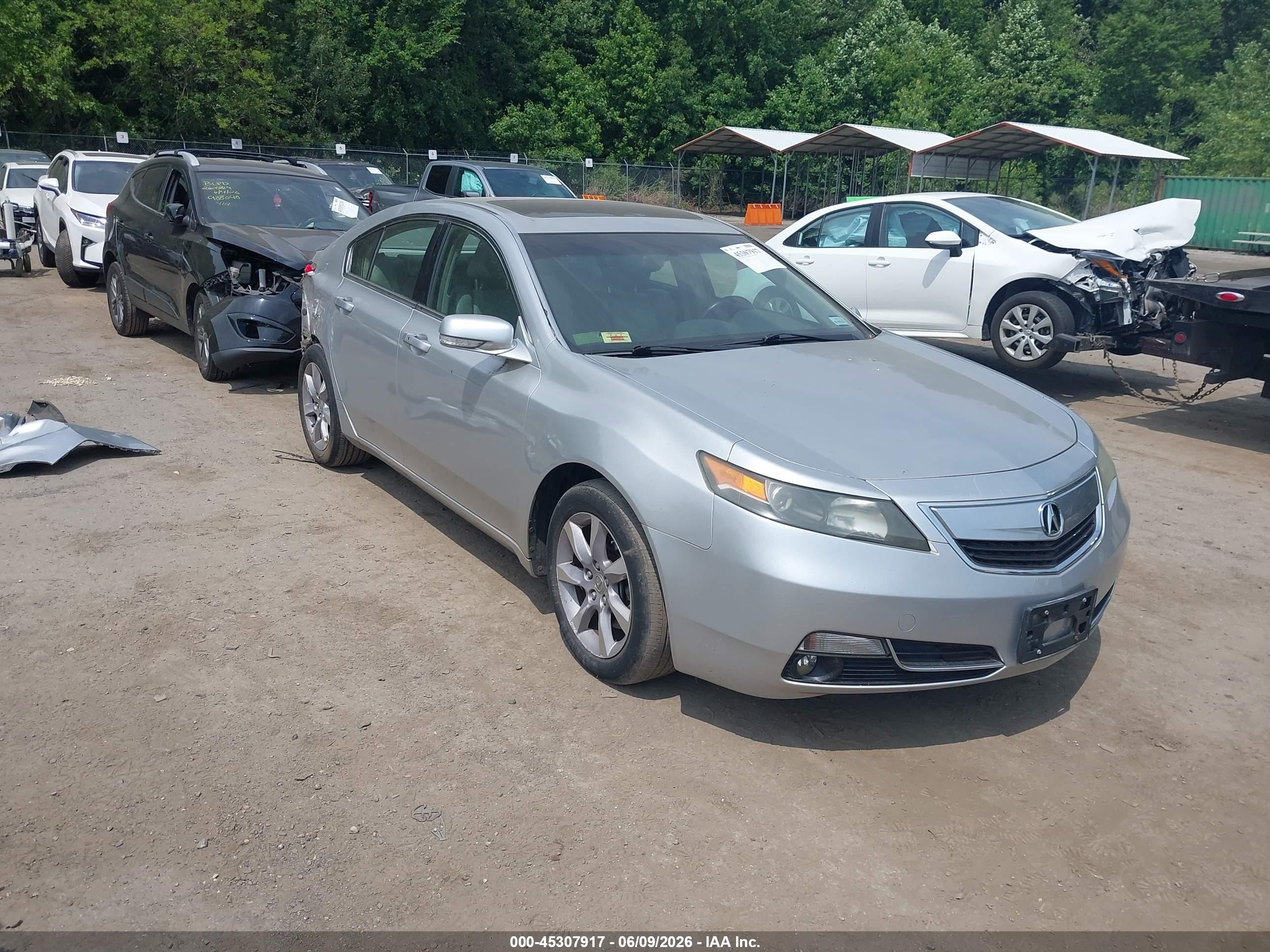 19UUA8F52DA005279