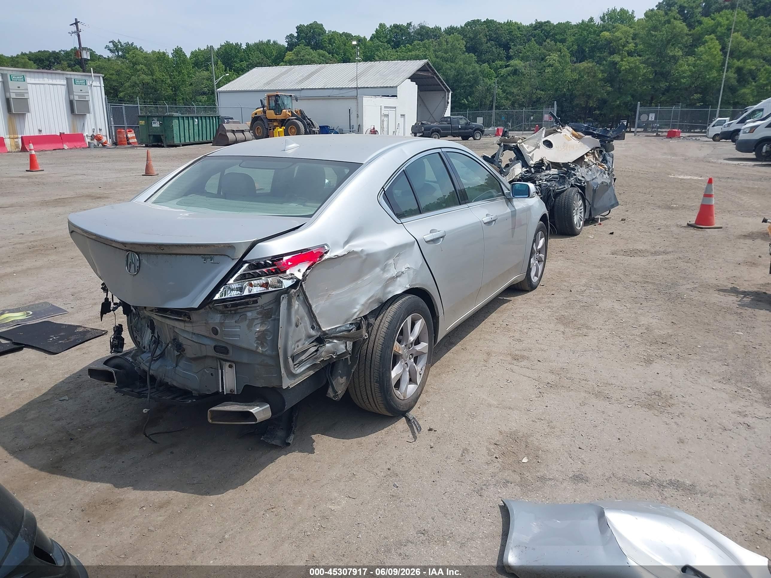 2013 Acura Tl 3.5 Silver vin: 19UUA8F52DA005279