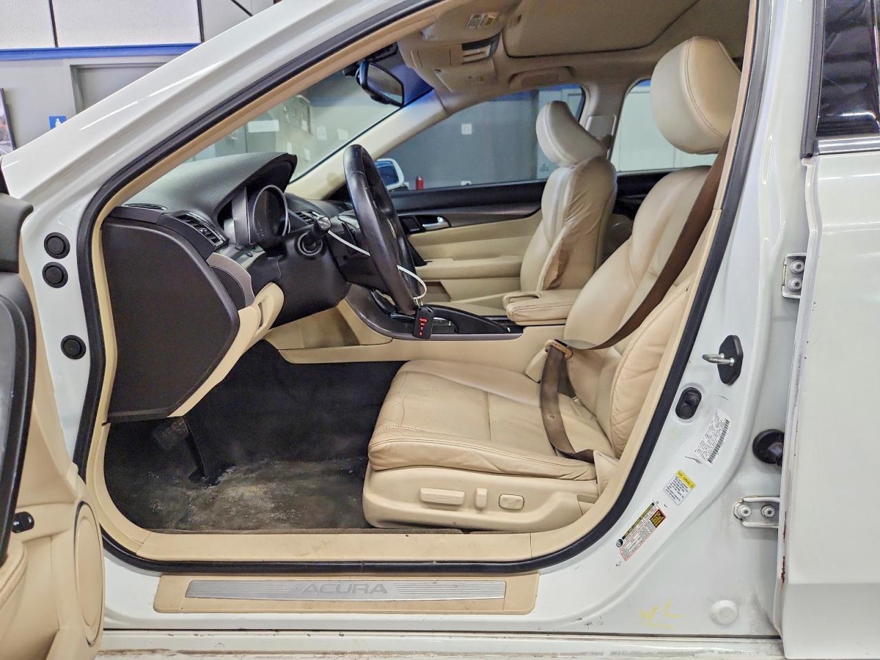2013 Acura Tl Tech White vin: 19UUA8F52DA006707