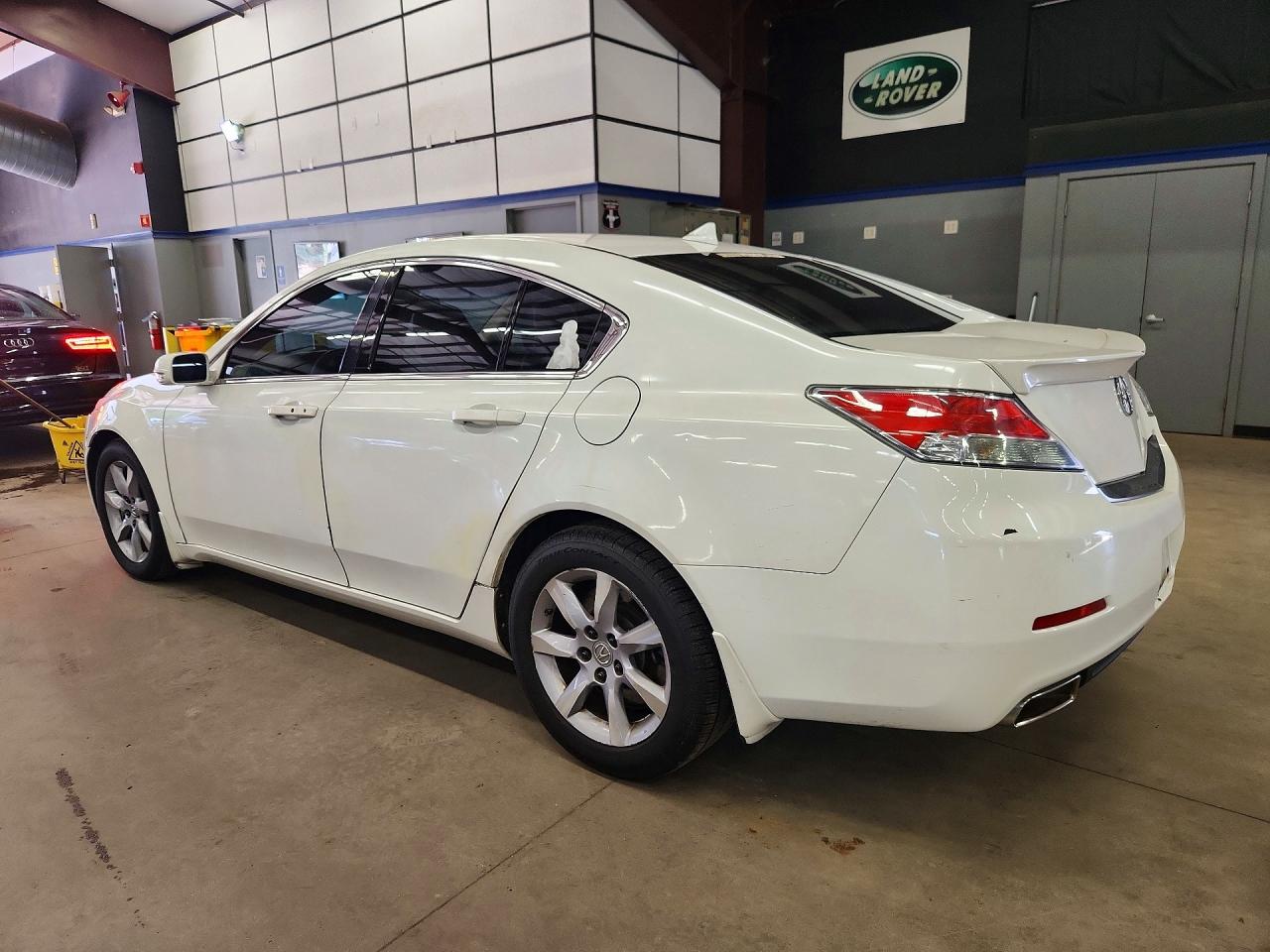 2013 Acura Tl Tech White vin: 19UUA8F52DA006707