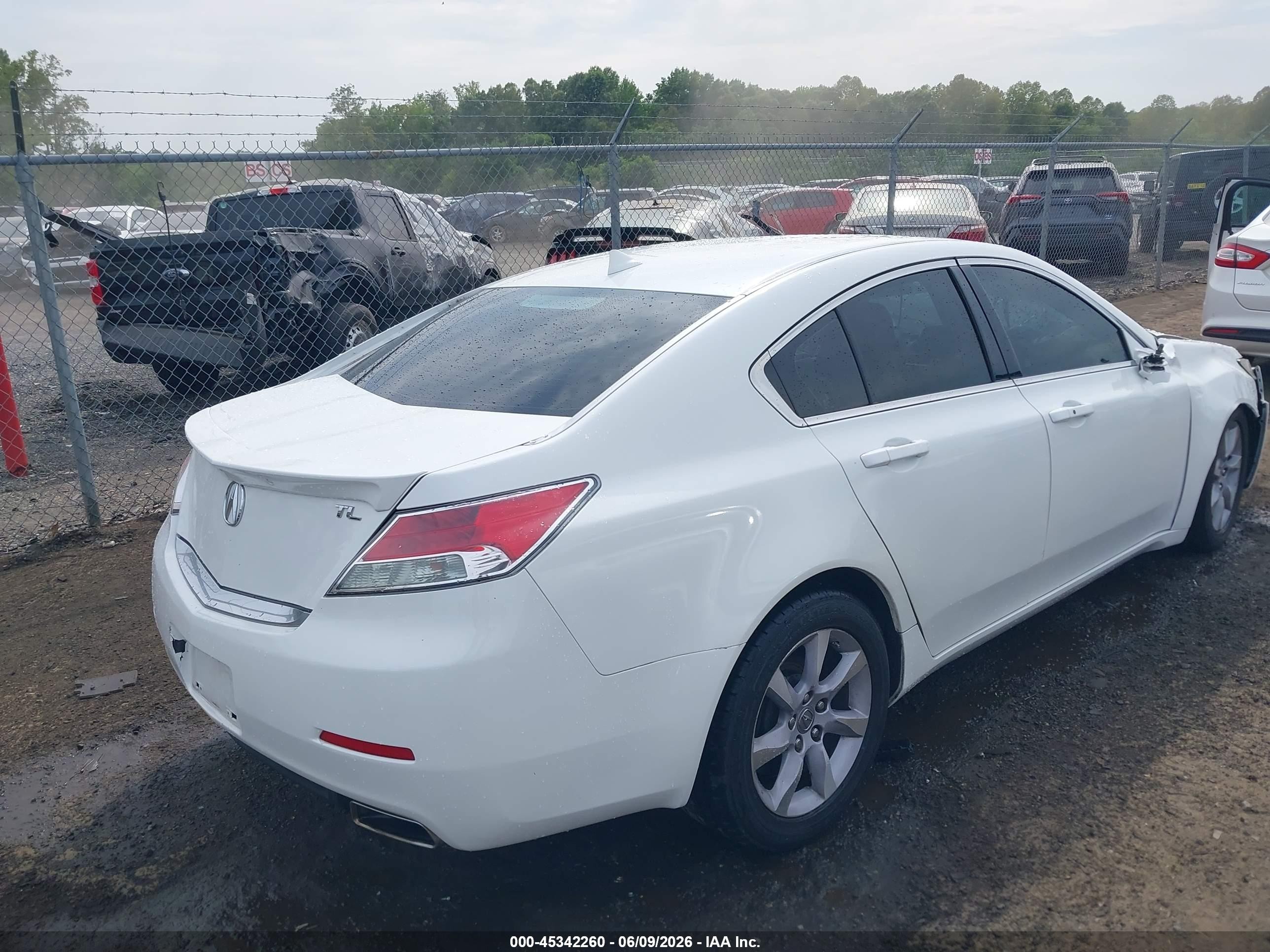 2014 Acura Tl 3.5 White vin: 19UUA8F52EA003016