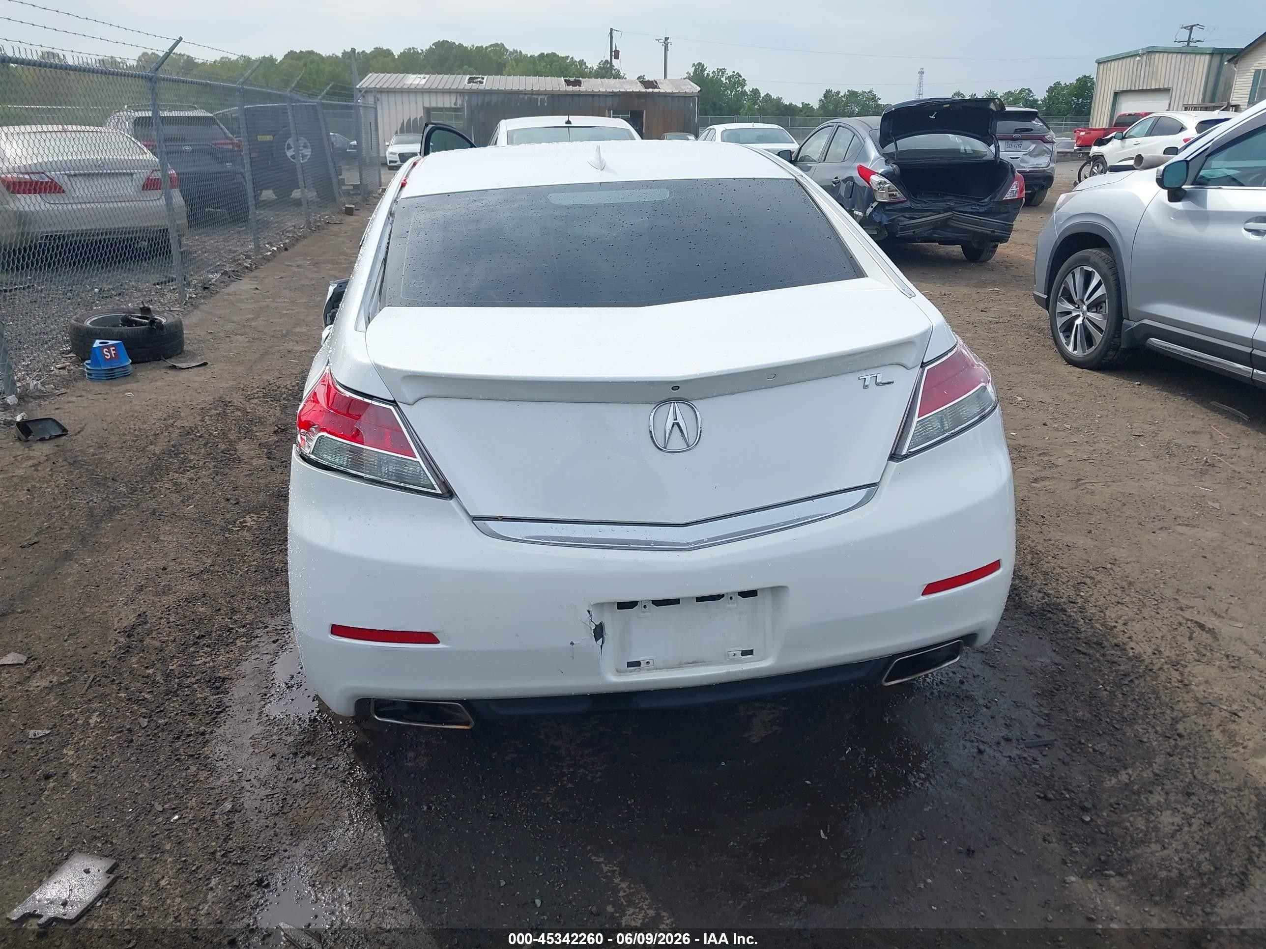 2014 Acura Tl 3.5 White vin: 19UUA8F52EA003016