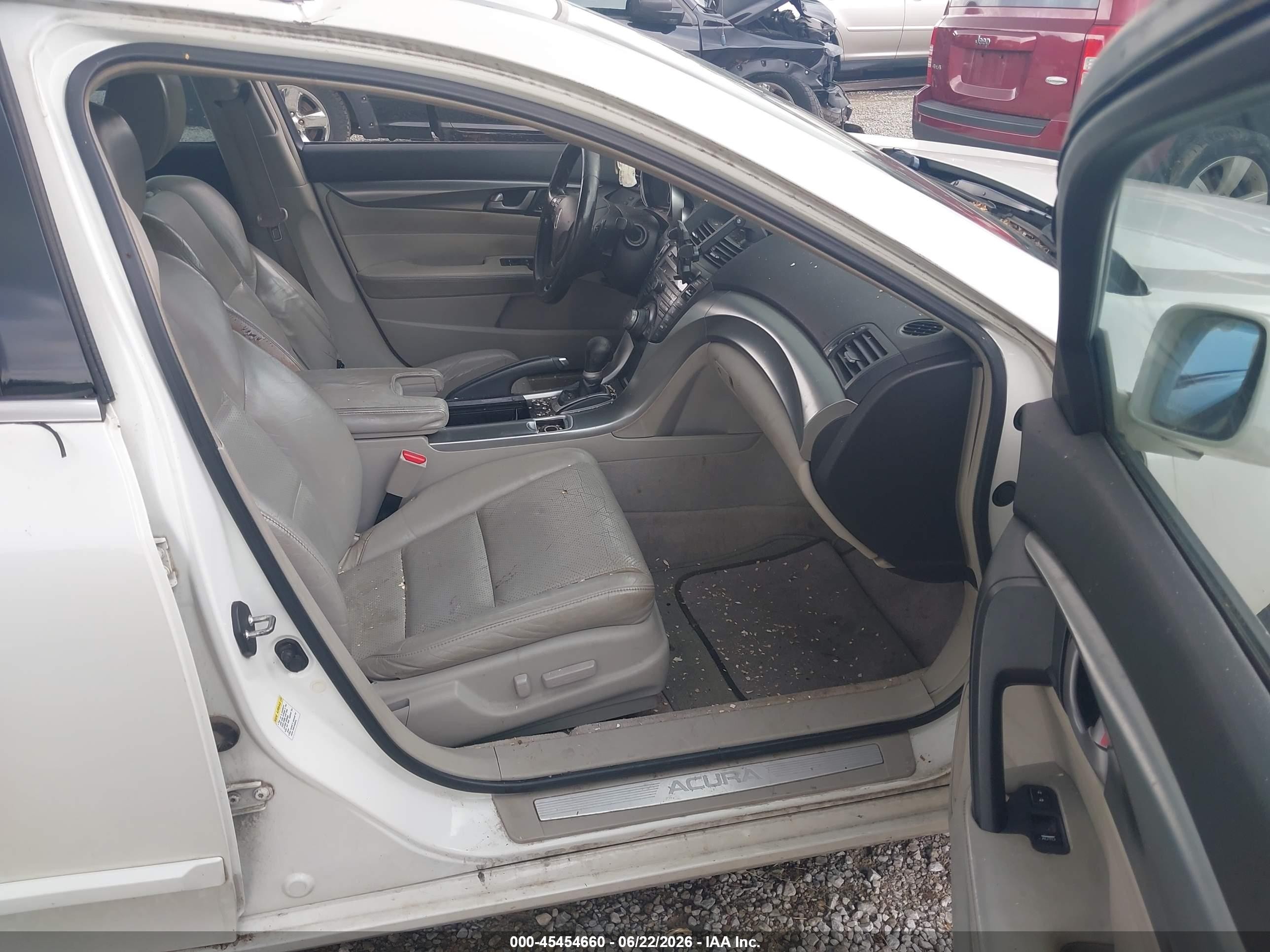 2011 Acura Tl 3.5 White vin: 19UUA8F53BA004784