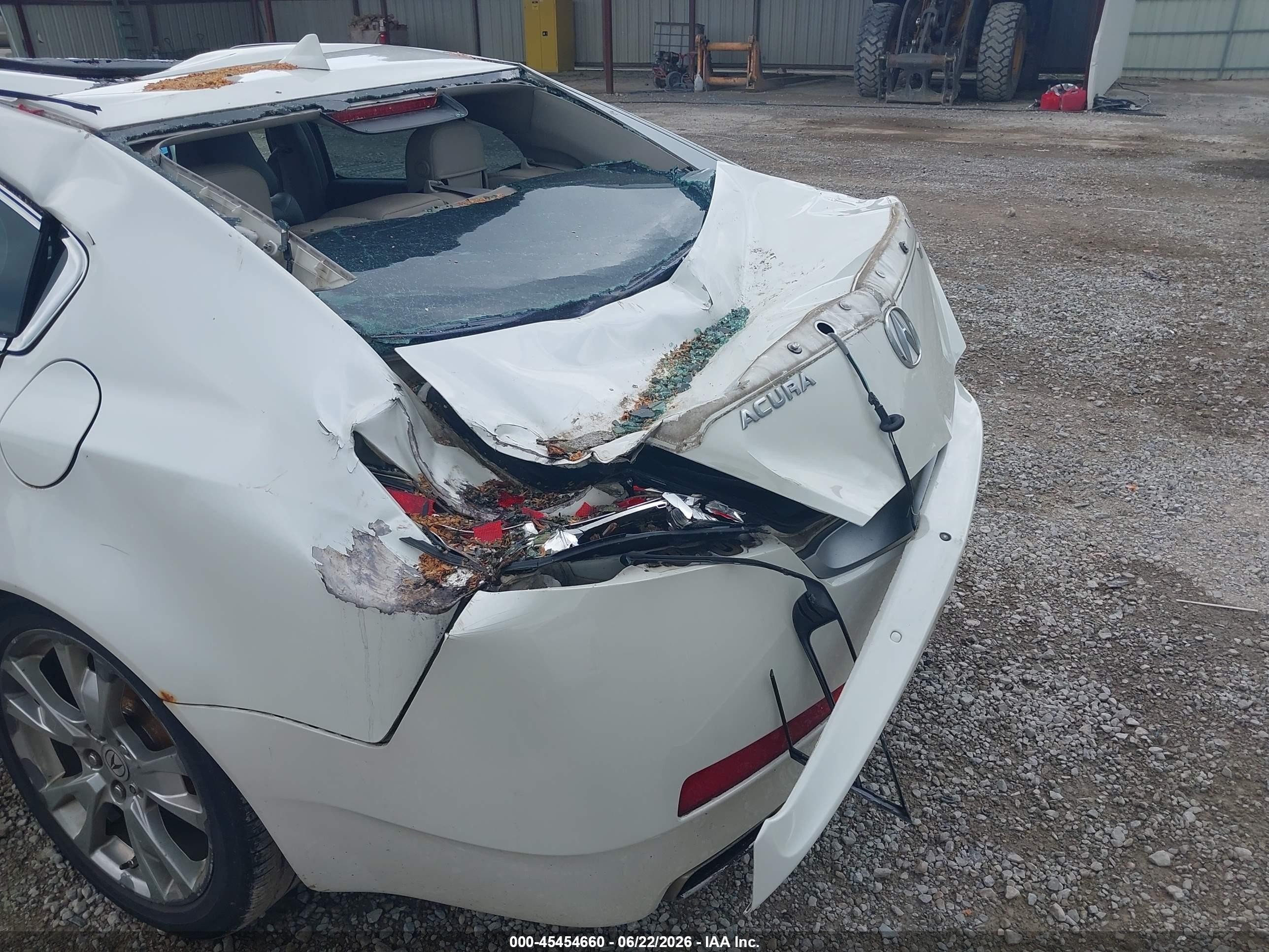 2011 Acura Tl 3.5 White vin: 19UUA8F53BA004784