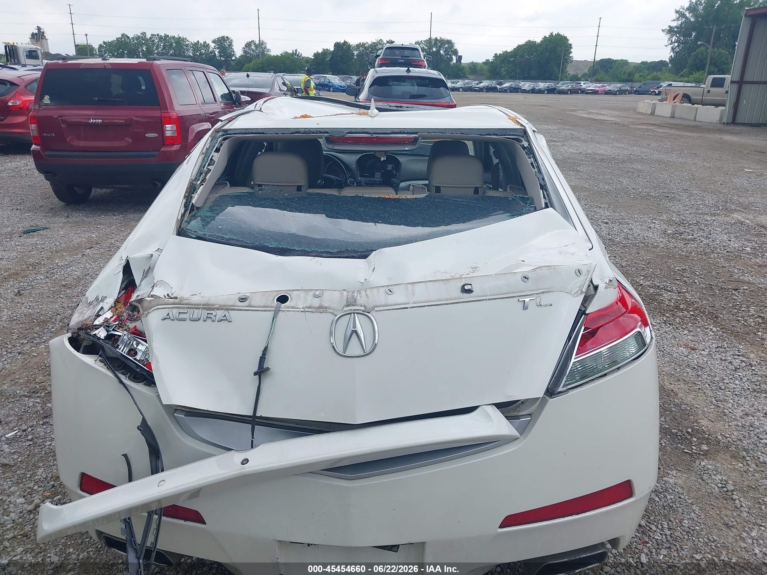 2011 Acura Tl 3.5 White vin: 19UUA8F53BA004784