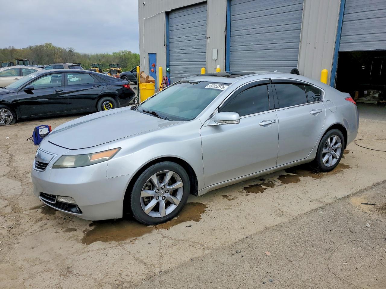 2012 Acura Tl Silver vin: 19UUA8F53CA010456
