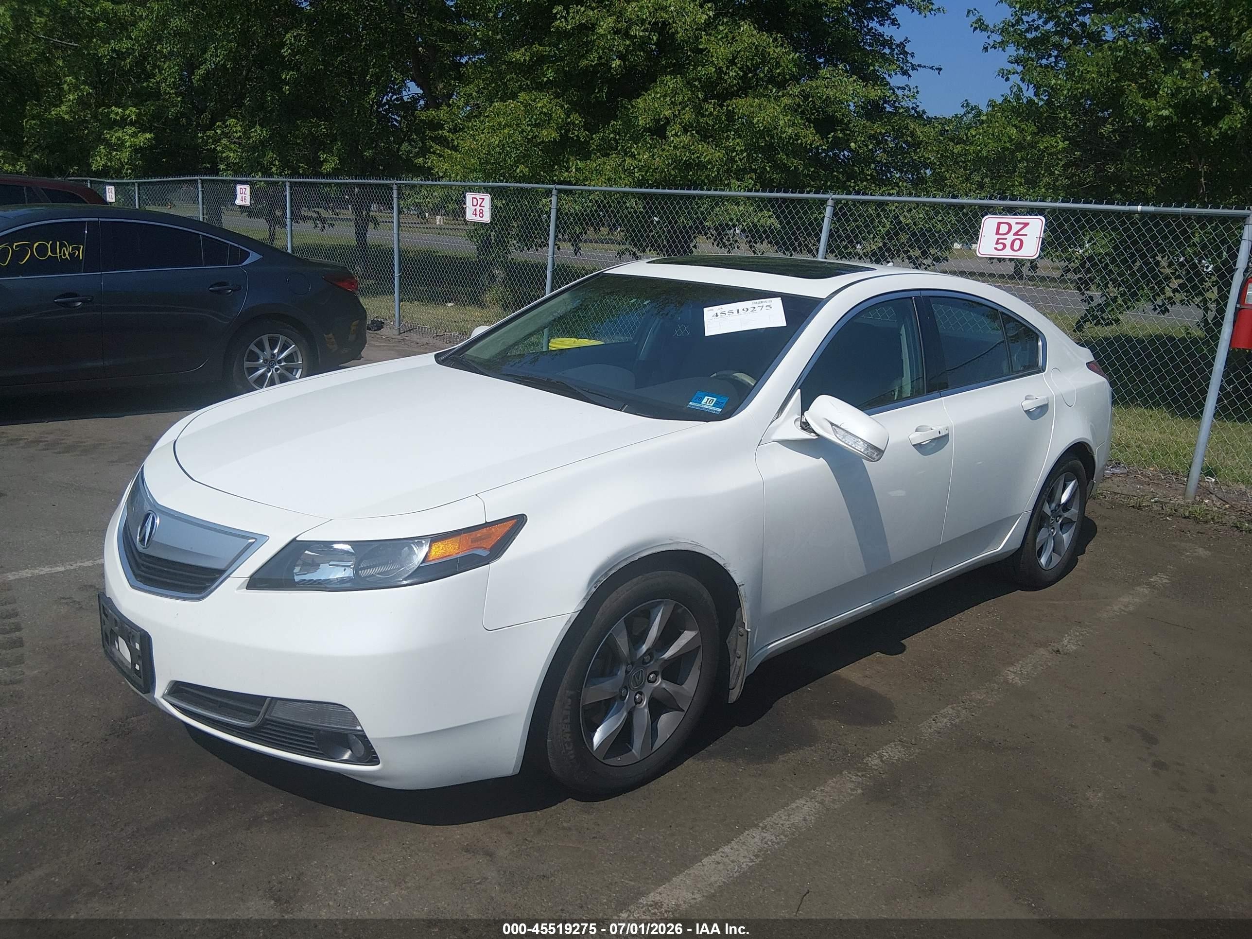 2012 Acura Tl 3.5 White vin: 19UUA8F53CA036362