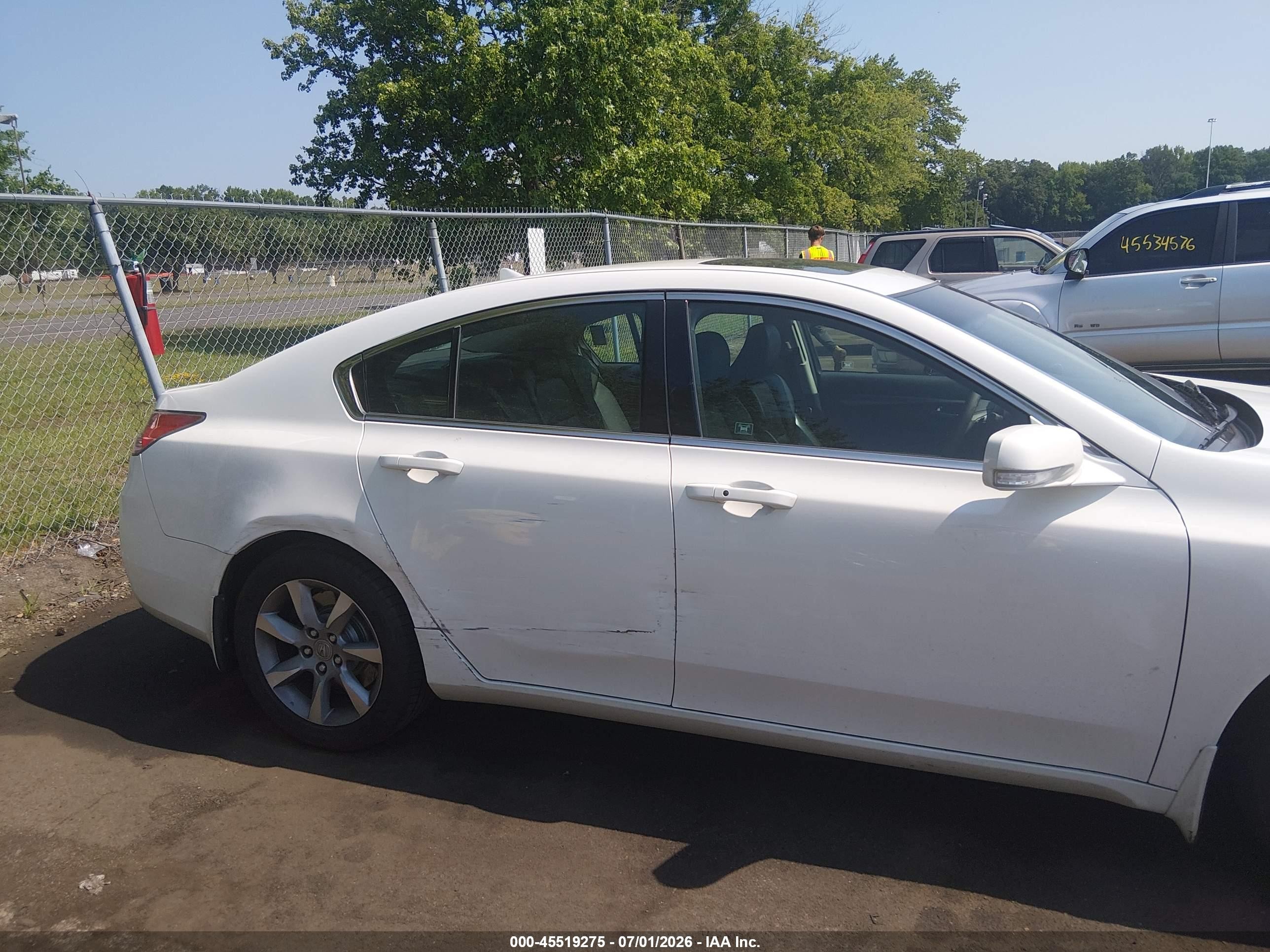 2012 Acura Tl 3.5 White vin: 19UUA8F53CA036362