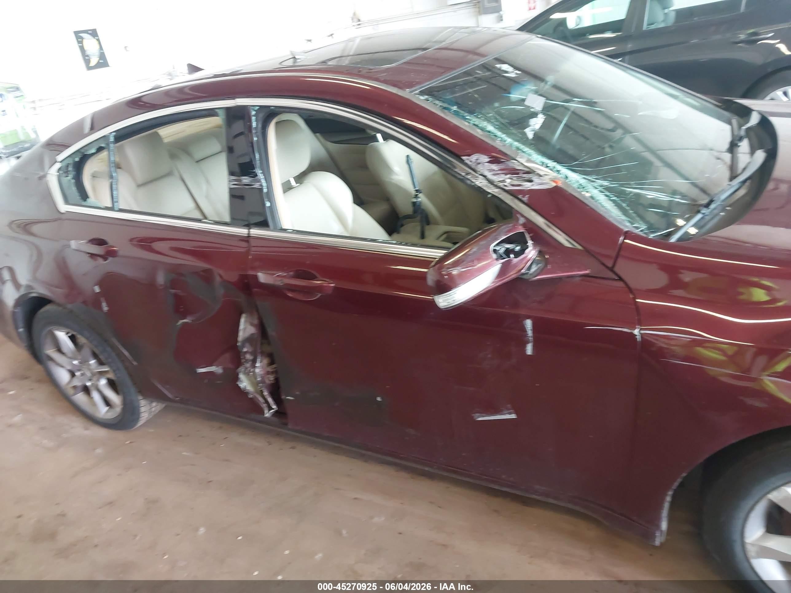 2013 Acura Tl 3.5 Red vin: 19UUA8F53DA003167