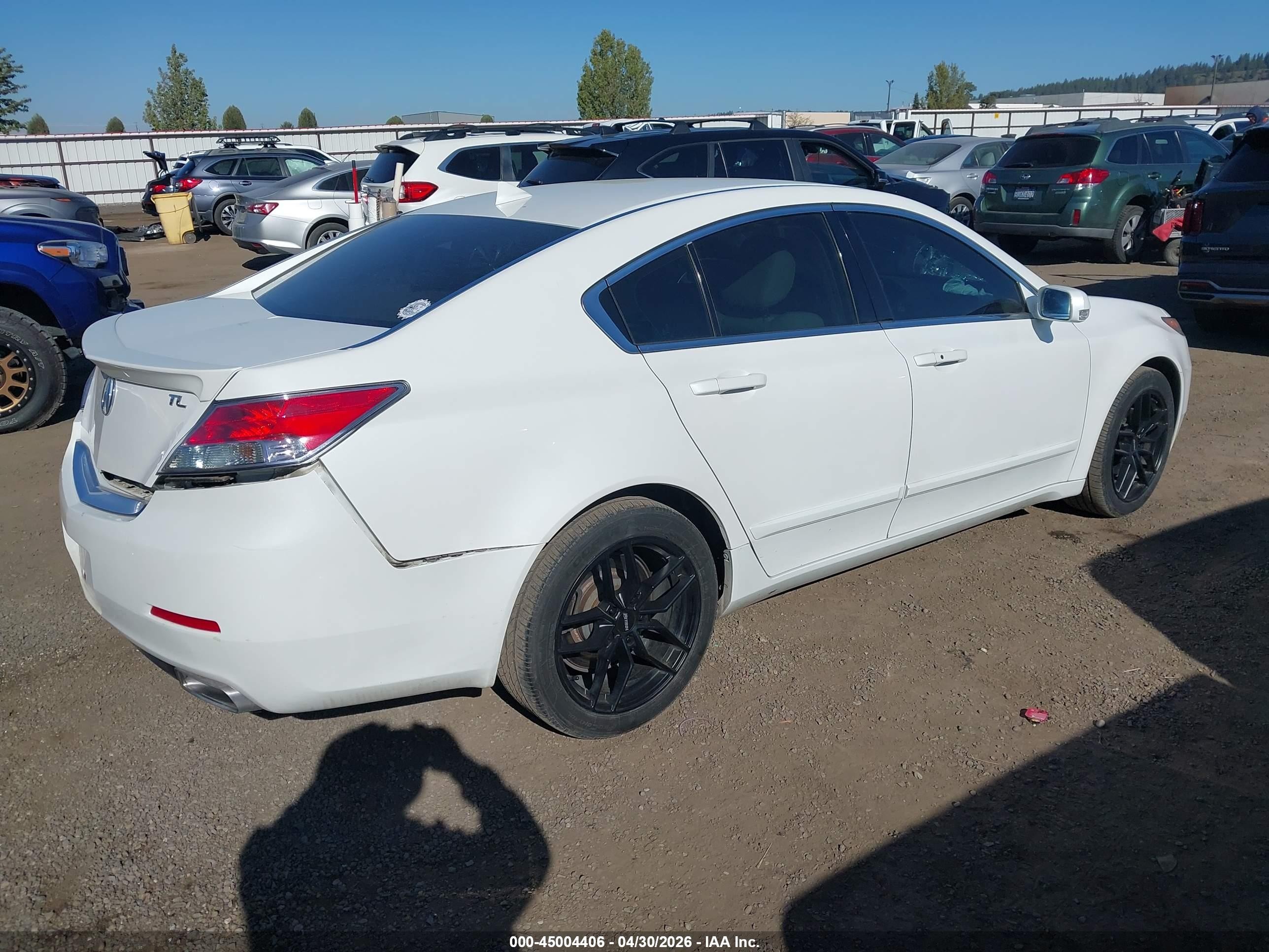 2013 Acura Tl 3.5 White vin: 19UUA8F53DA010894