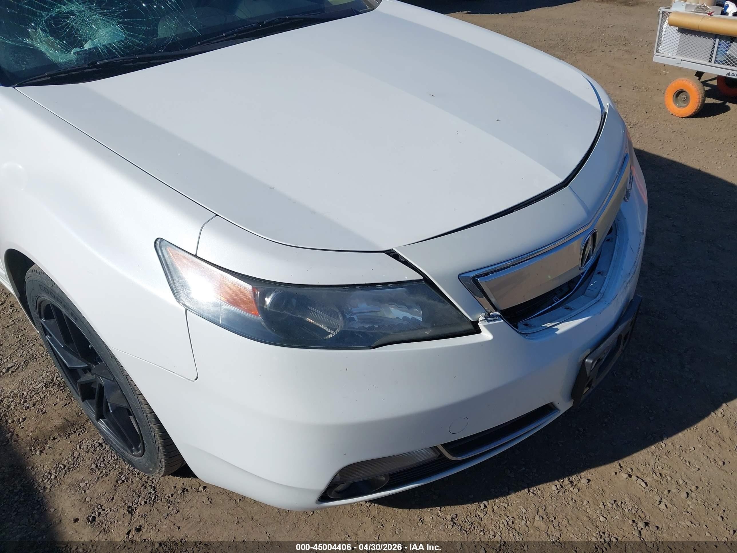 2013 Acura Tl 3.5 White vin: 19UUA8F53DA010894