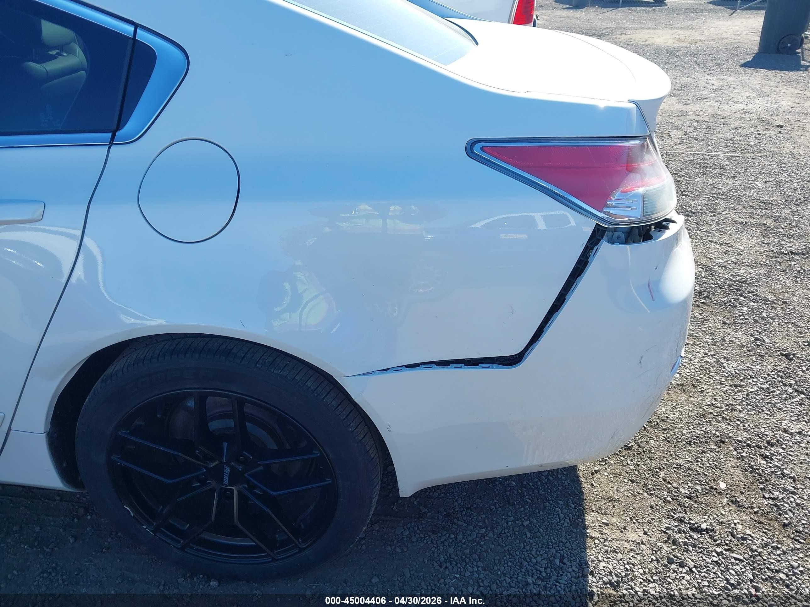 2013 Acura Tl 3.5 White vin: 19UUA8F53DA010894