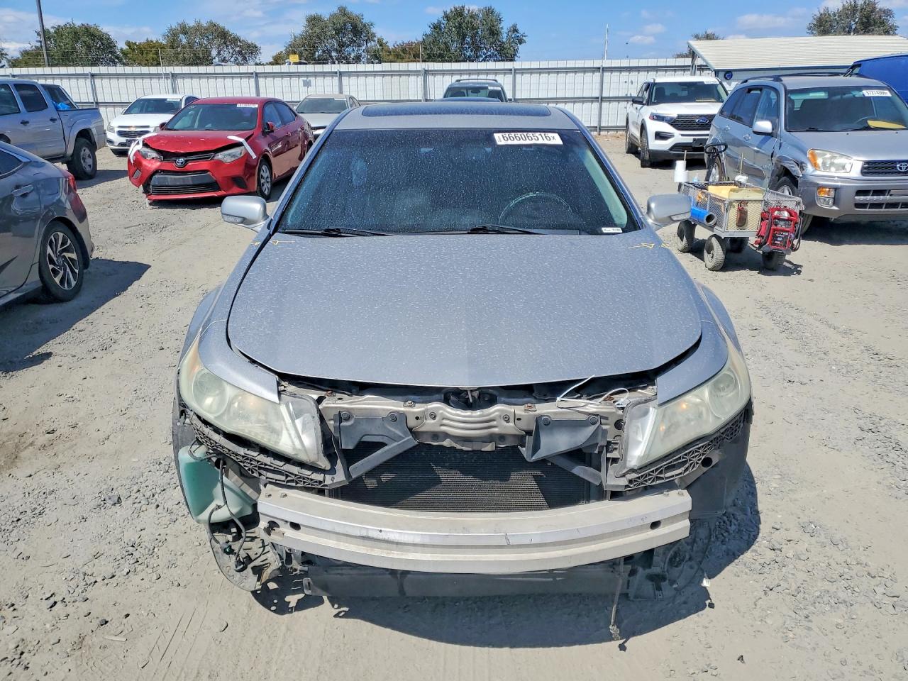 2010 Acura Tl Silver vin: 19UUA8F54AA017154