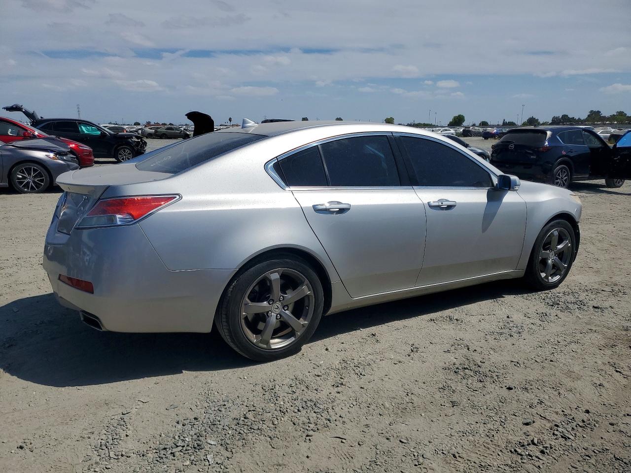 2010 Acura Tl Silver vin: 19UUA8F54AA017154