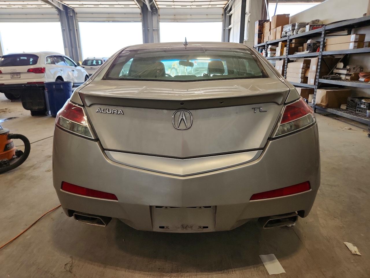 2011 Acura Tl Silver vin: 19UUA8F54BA006690