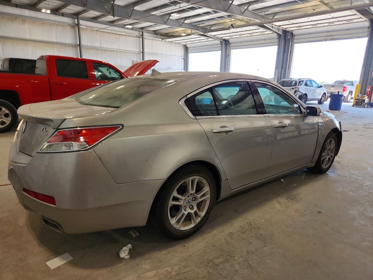 2011 Acura Tl Silver vin: 19UUA8F54BA006690