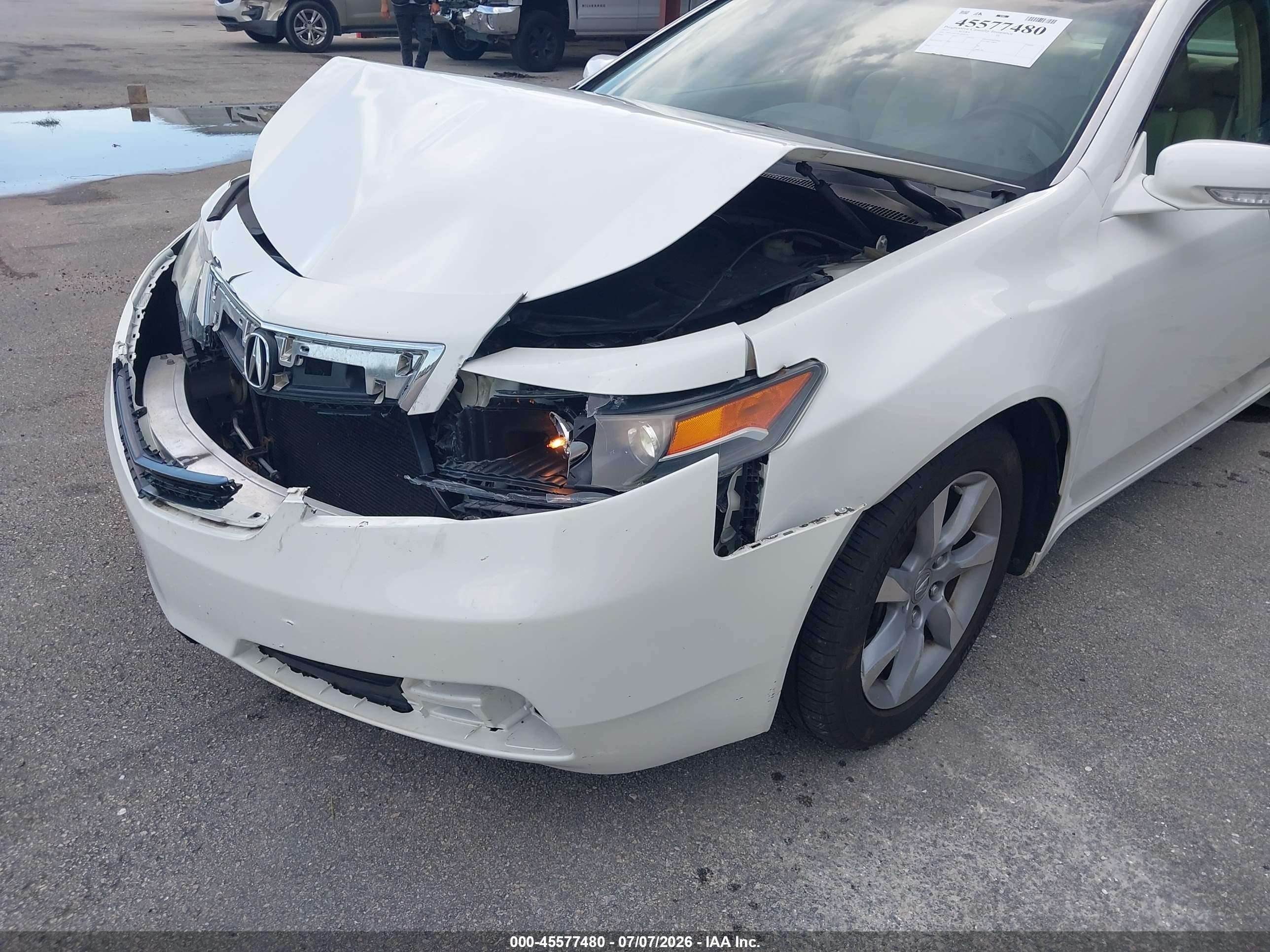 2012 Acura Tl 3.5 White vin: 19UUA8F54CA016542