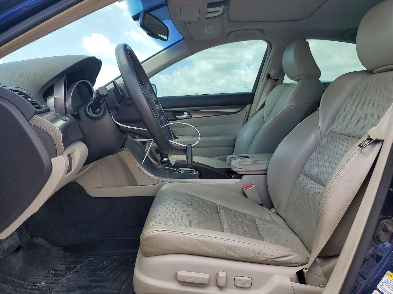 2013 Acura Tl Tech Blue vin: 19UUA8F54DA015425