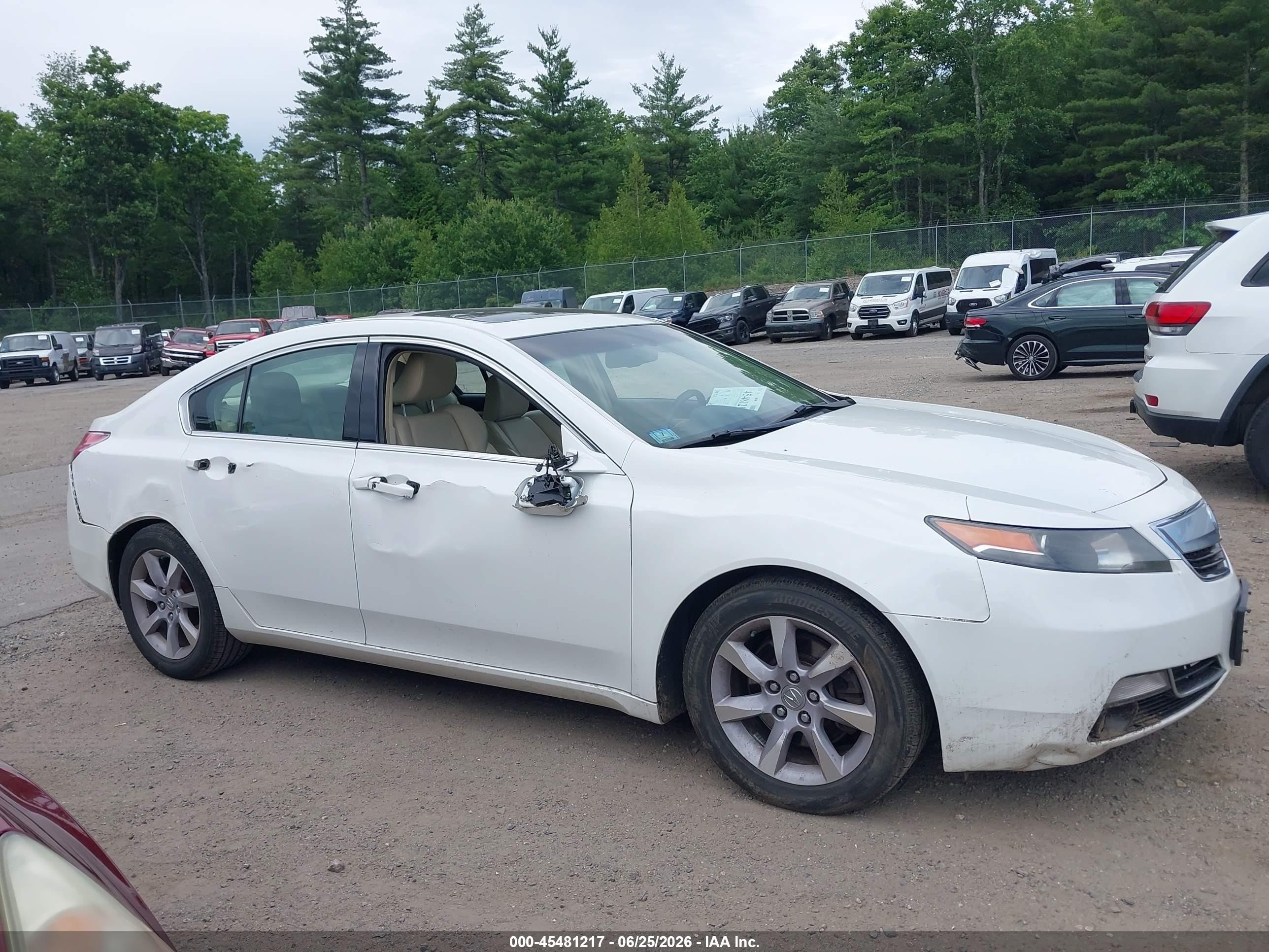 2013 Acura Tl 3.5 White vin: 19UUA8F54DA017255