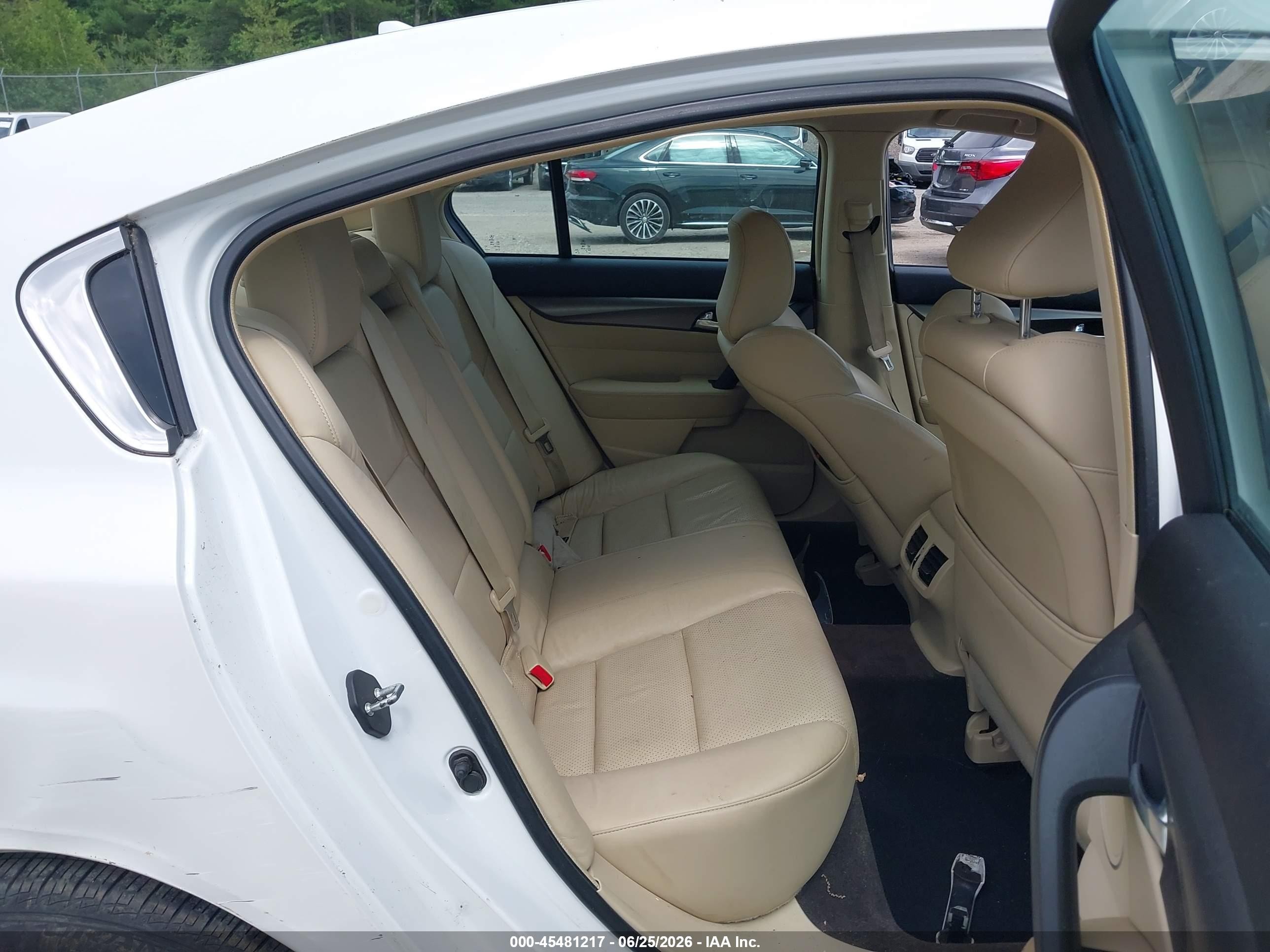 2013 Acura Tl 3.5 White vin: 19UUA8F54DA017255