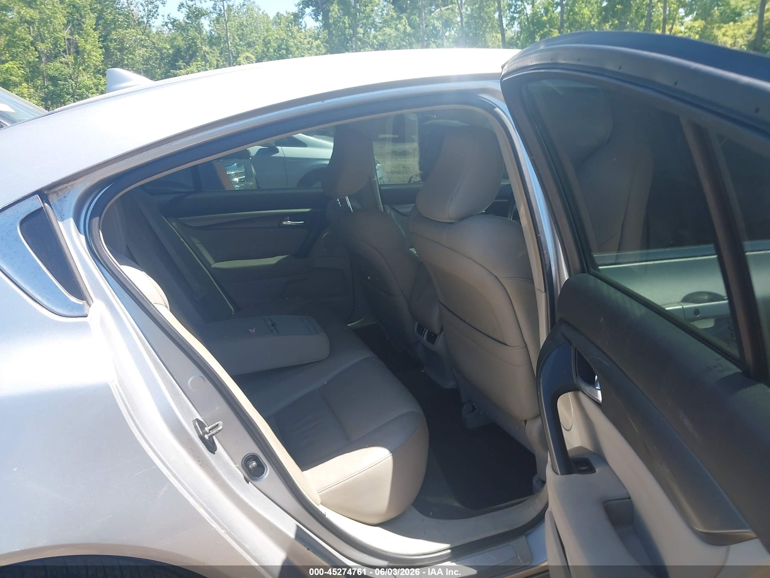 2014 Acura Tl 3.5 Silver vin: 19UUA8F54EA007391