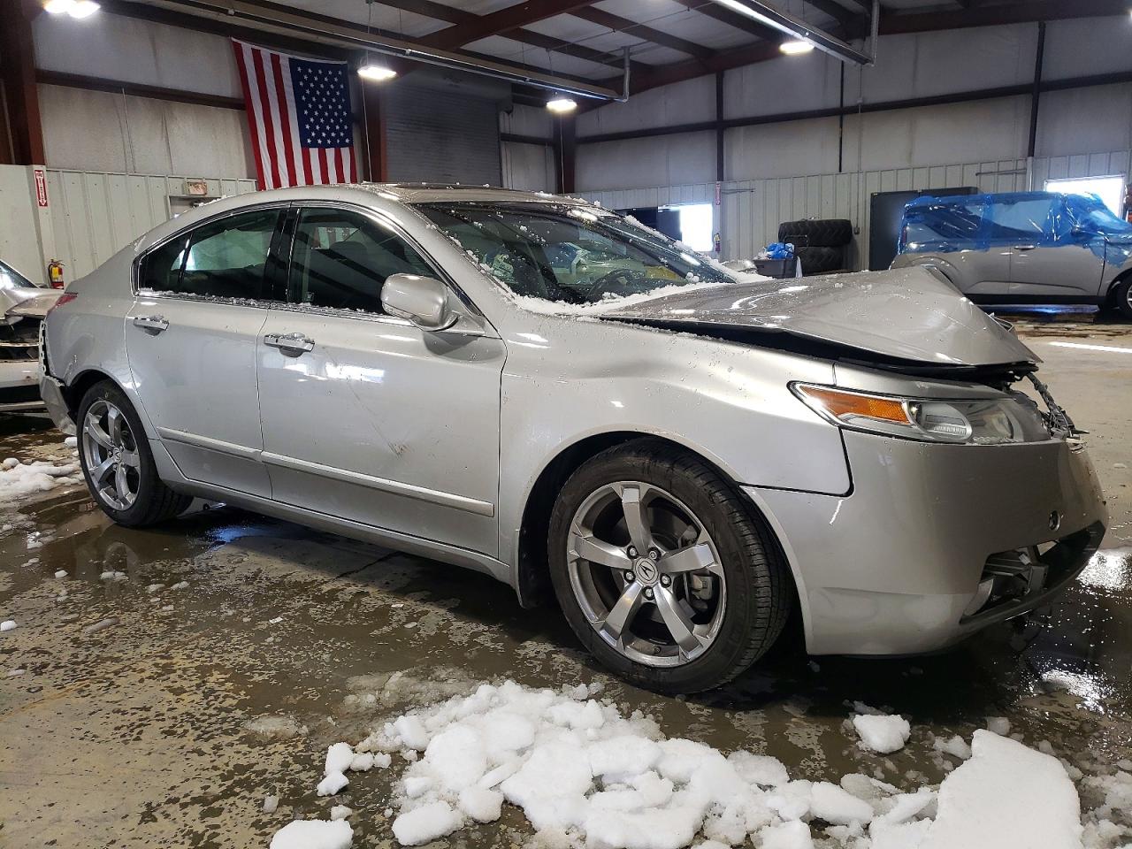 2010 Acura Tl Silver vin: 19UUA8F55AA009189