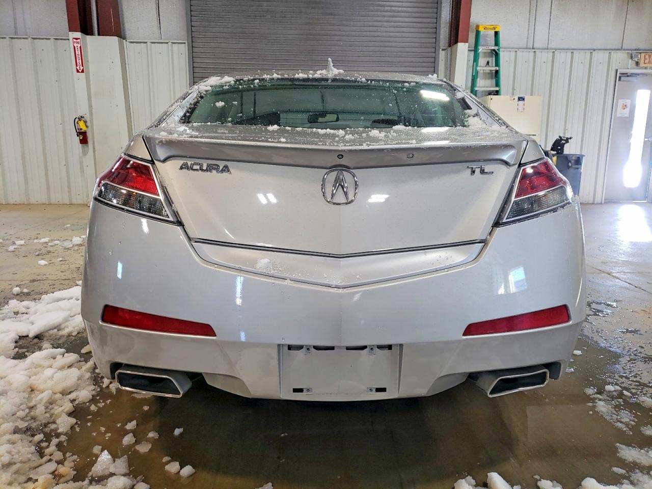 2010 Acura Tl Silver vin: 19UUA8F55AA009189