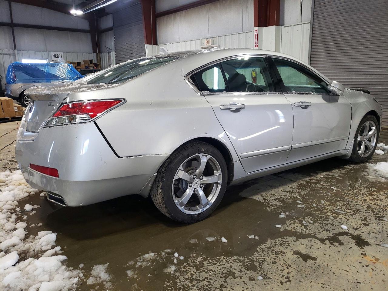 2010 Acura Tl Silver vin: 19UUA8F55AA009189